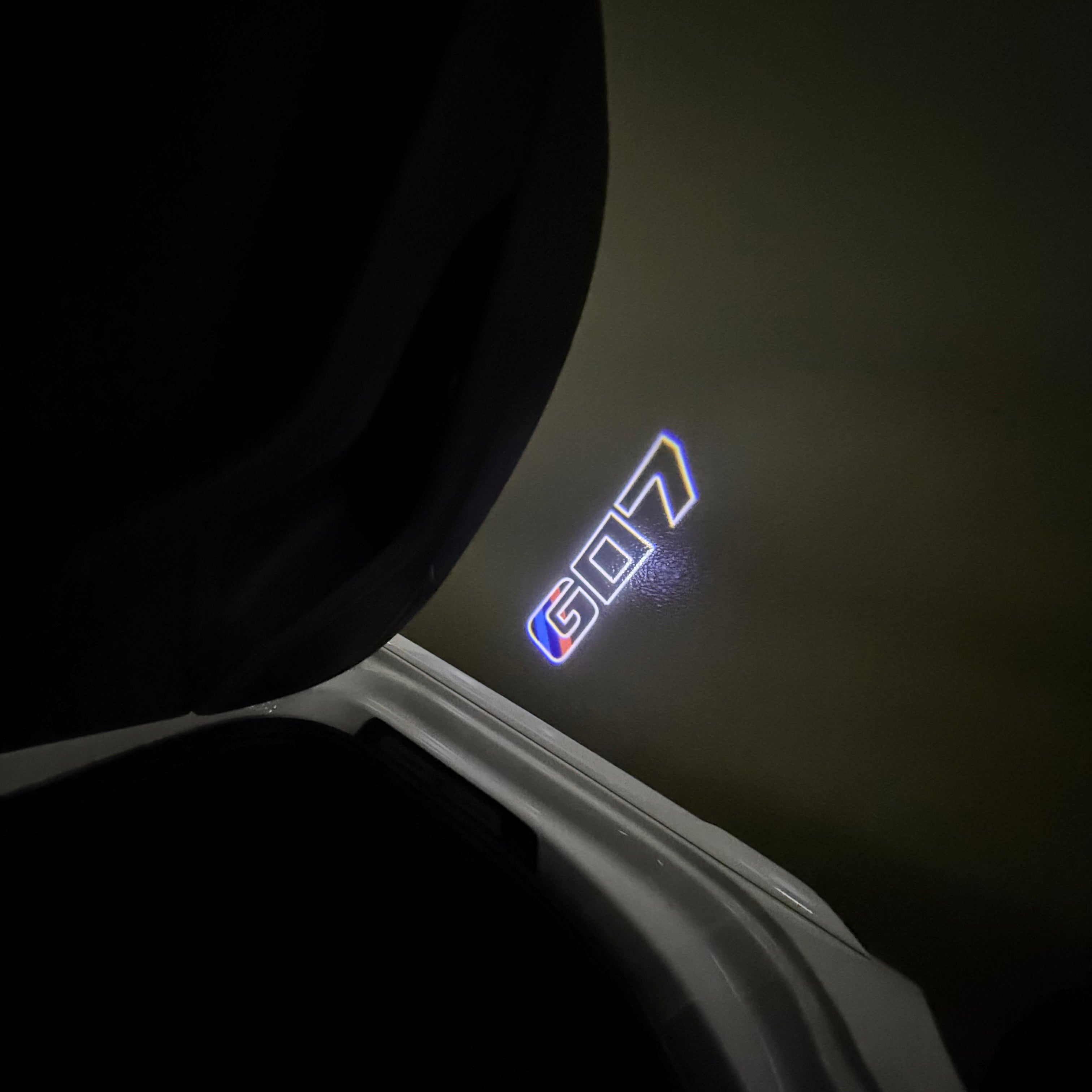 LUCES DE PROYECTOR DEL LOGOTIPO BMW M3 Nr.24 (cantidad 1 = 1 juegos / 2 luces de puerta)