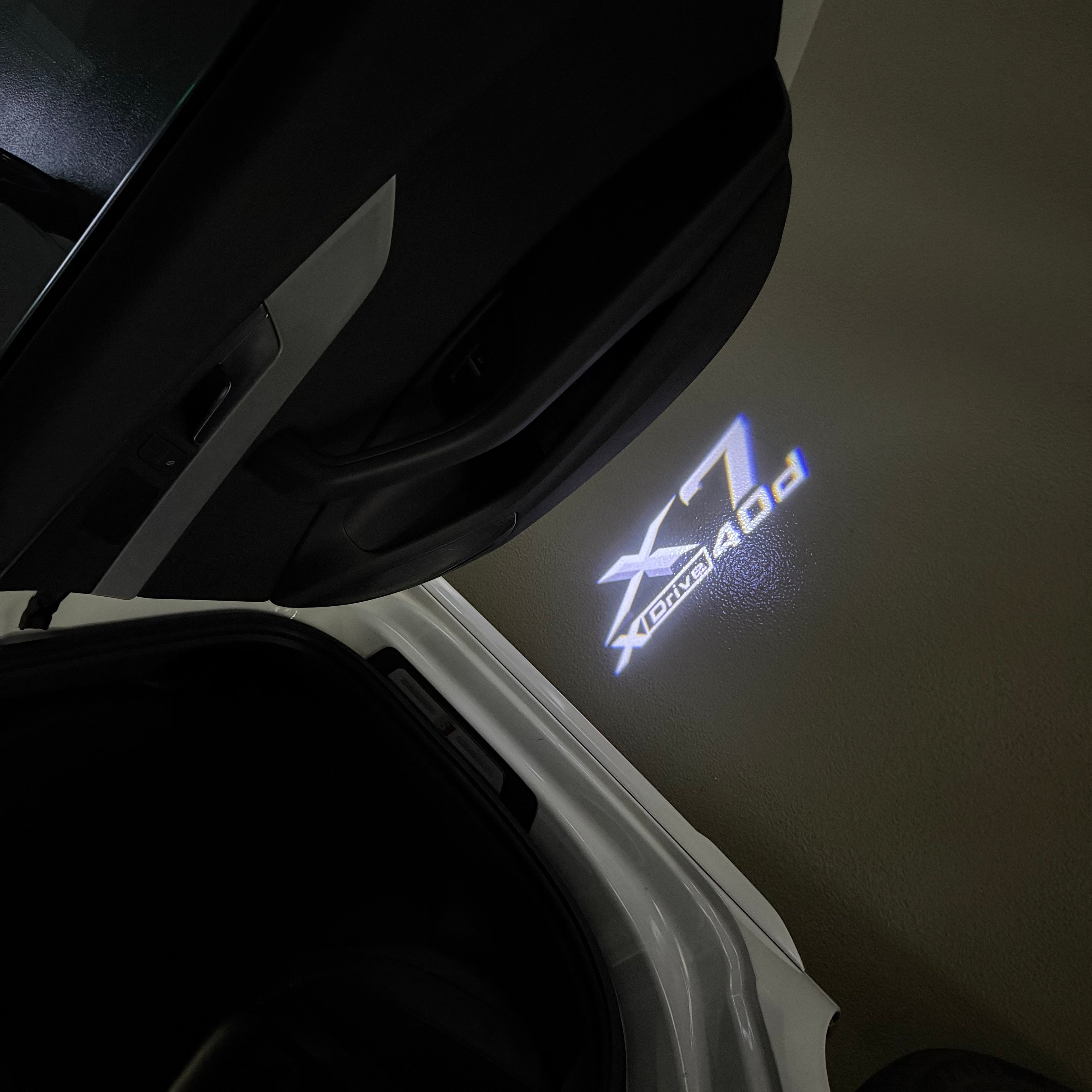 LUCES DE PROYECTOR DEL LOGOTIPO BMW M3 Nr.24 (cantidad 1 = 1 juegos / 2 luces de puerta)