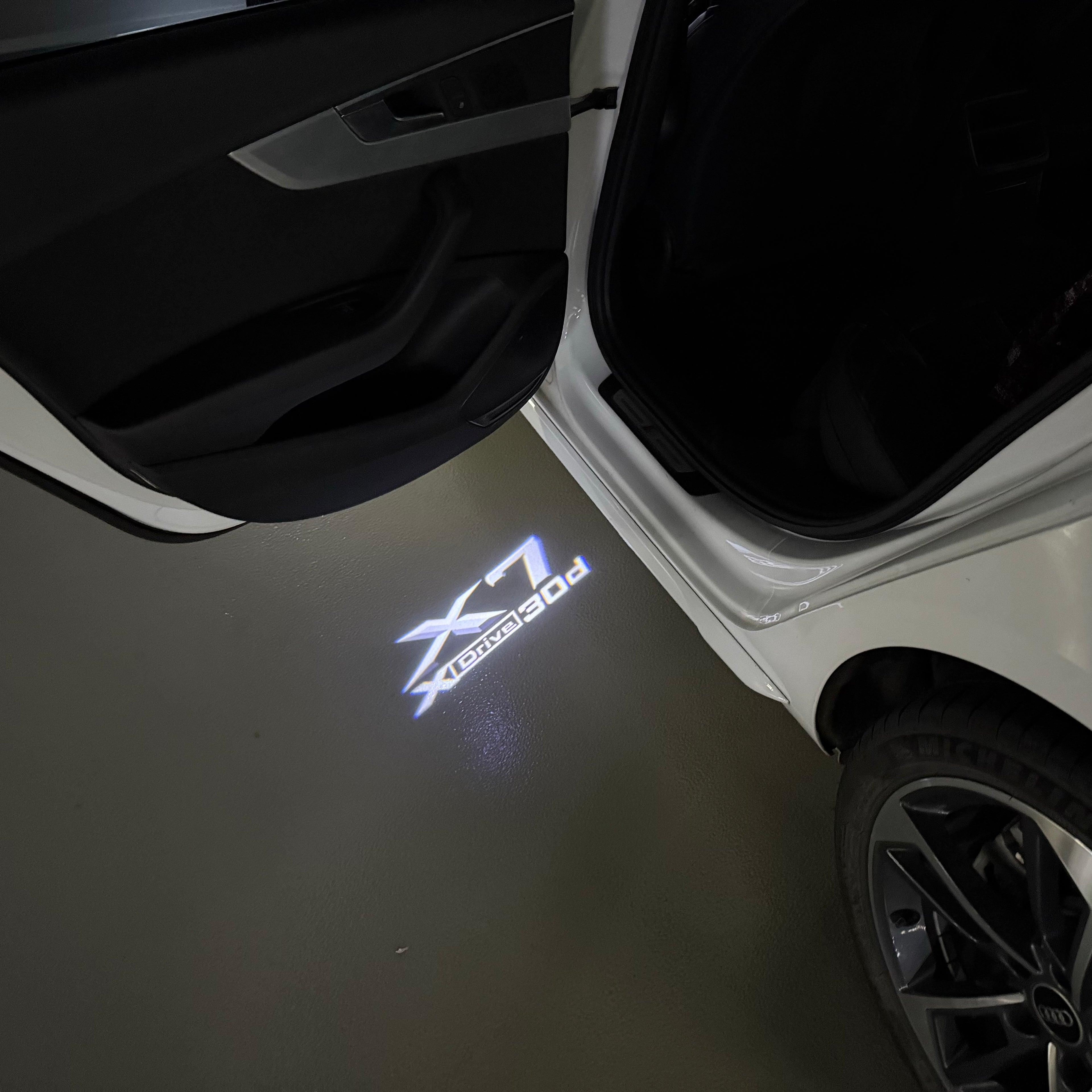 LUCES DE PROYECTOR DEL LOGOTIPO BMW M3 Nr.24 (cantidad 1 = 1 juegos / 2 luces de puerta)