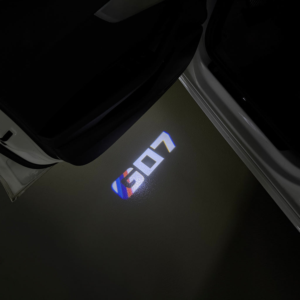 LUCES DE PROYECTOR DEL LOGOTIPO BMW M3 Nr.24 (cantidad 1 = 1 juegos / 2 luces de puerta)