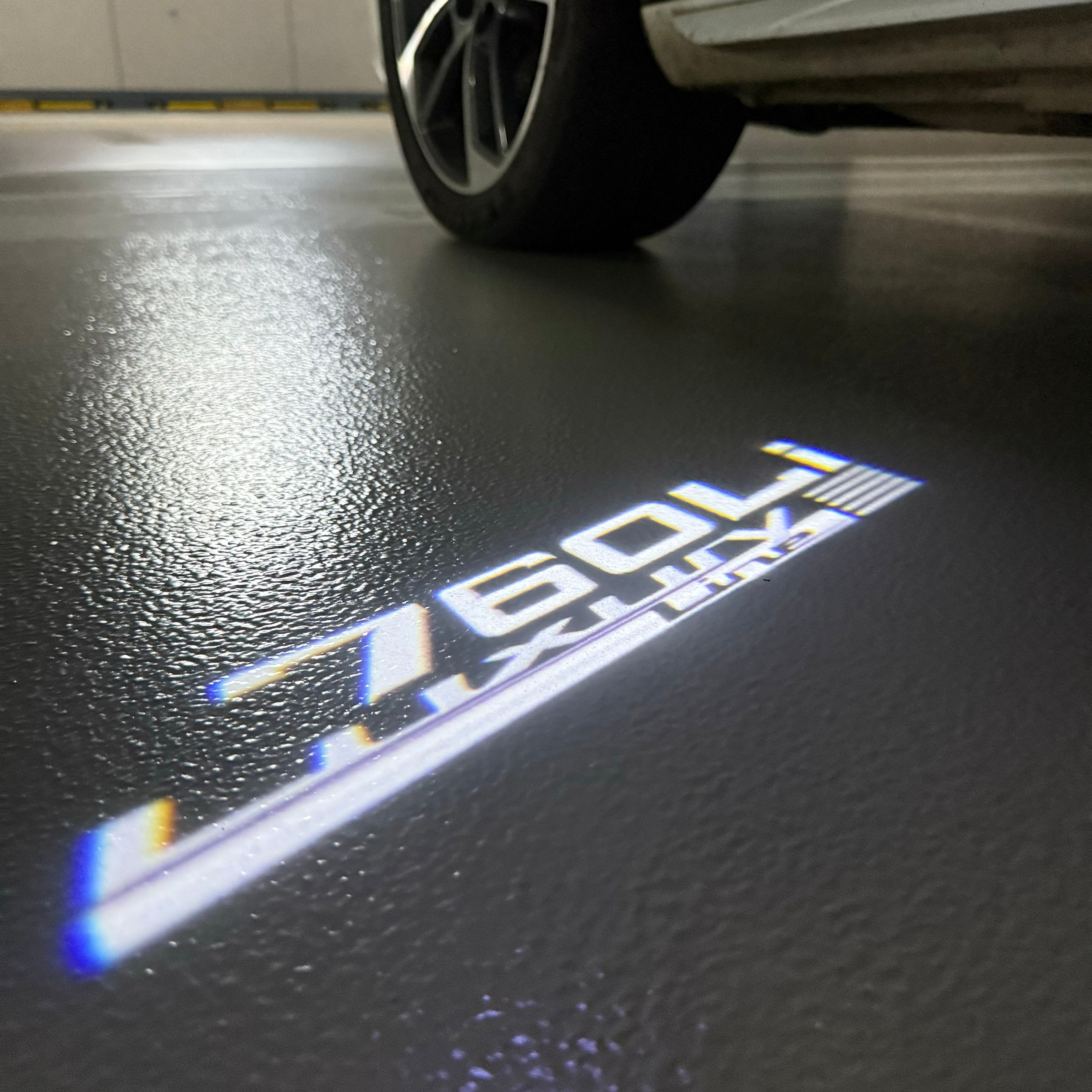 LUCES DE PROYECTOR DEL LOGOTIPO BMW M3 Nr.24 (cantidad 1 = 1 juegos / 2 luces de puerta)