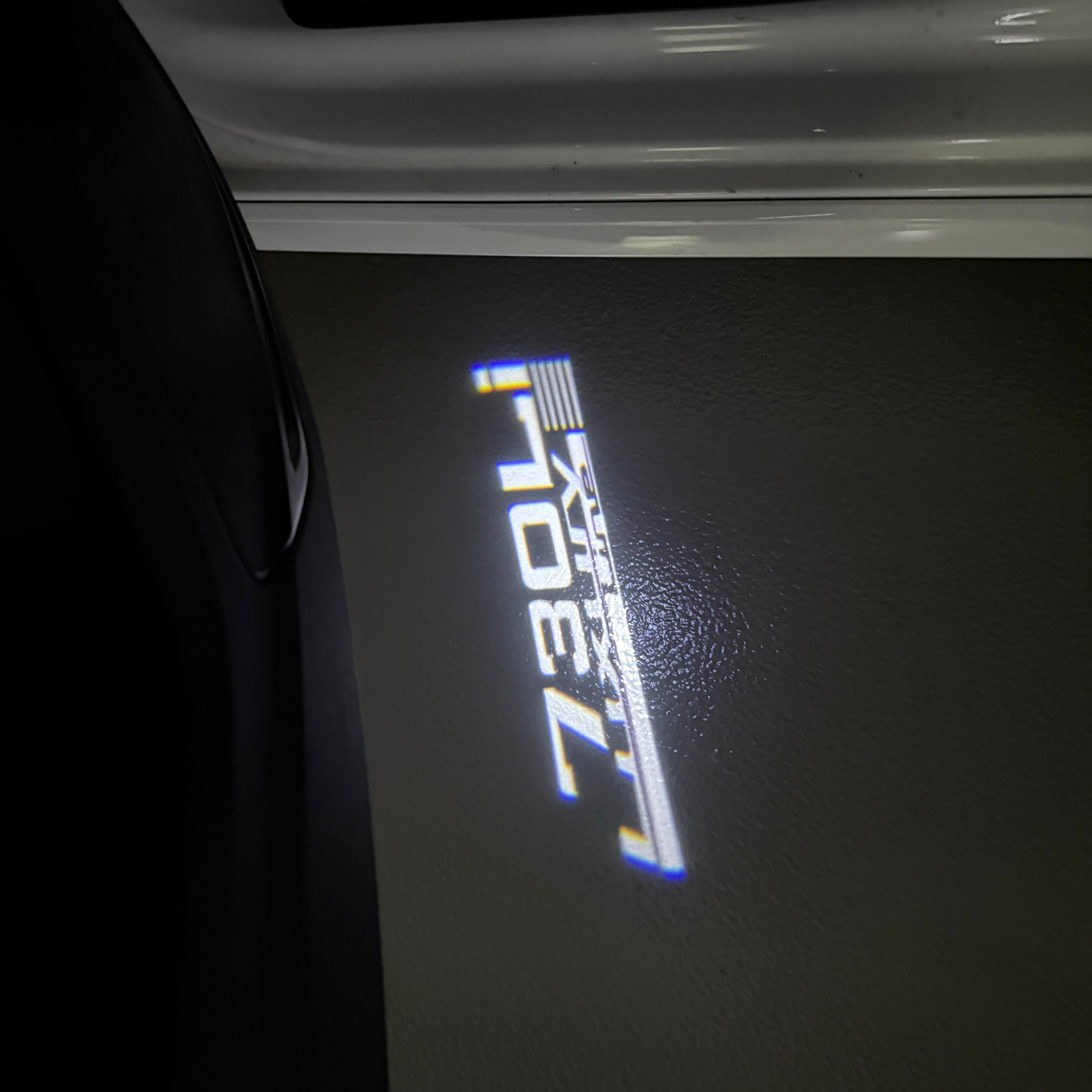 LUCES DE PROYECTOR DEL LOGOTIPO BMW M3 Nr.24 (cantidad 1 = 1 juegos / 2 luces de puerta)