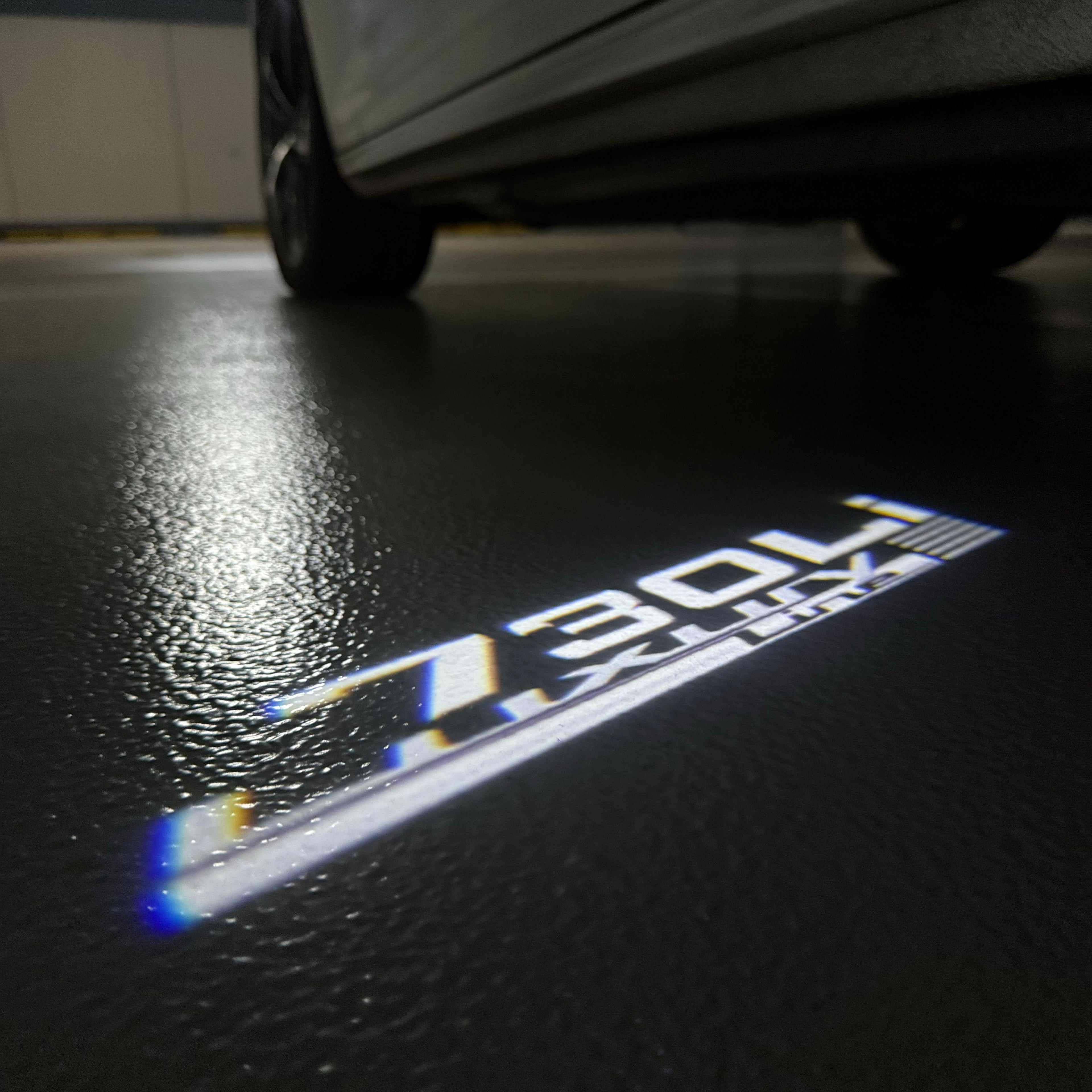 LUCES DE PROYECTOR DEL LOGOTIPO BMW M3 Nr.24 (cantidad 1 = 1 juegos / 2 luces de puerta)