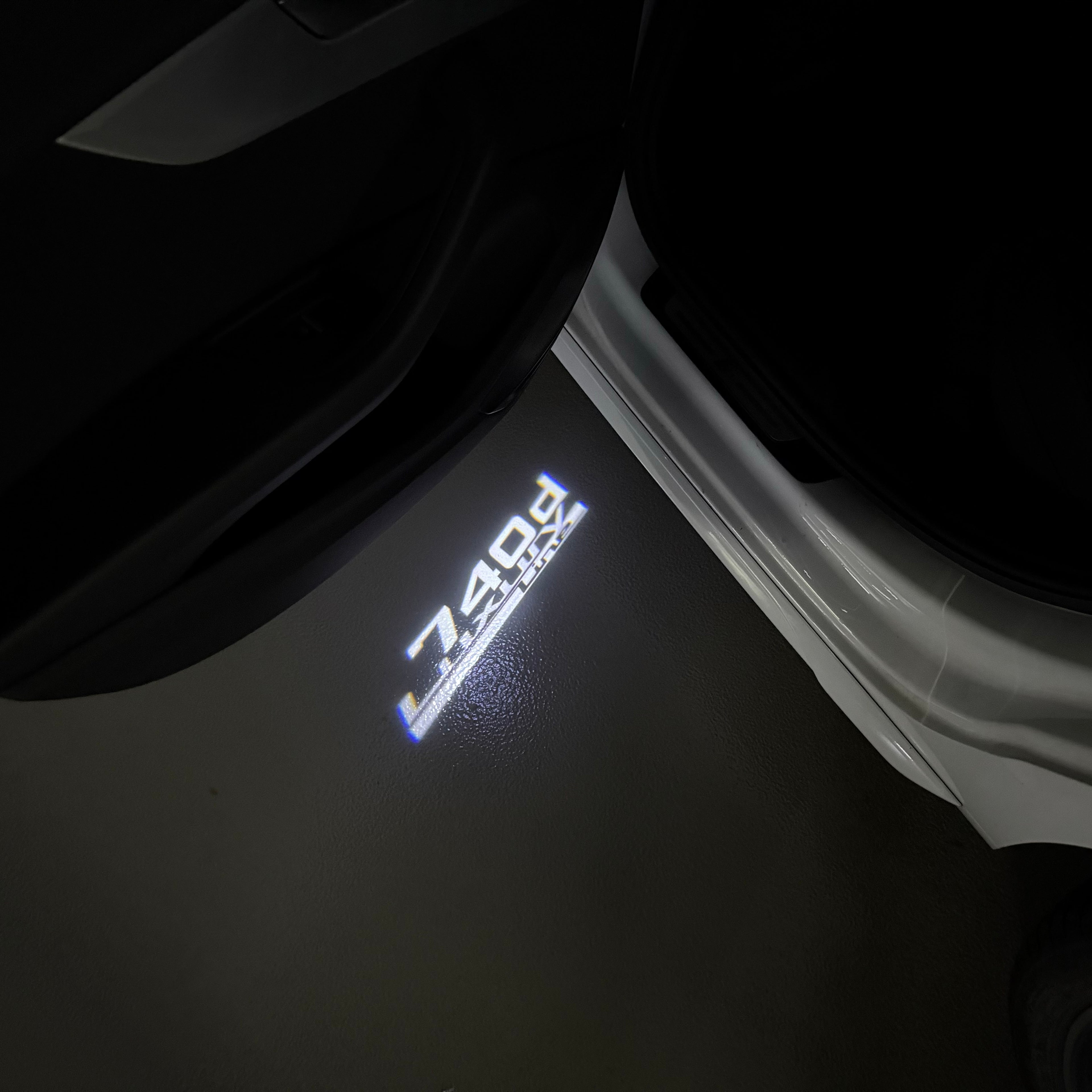 LUCES DE PROYECTOR DEL LOGOTIPO BMW M3 Nr.24 (cantidad 1 = 1 juegos / 2 luces de puerta)