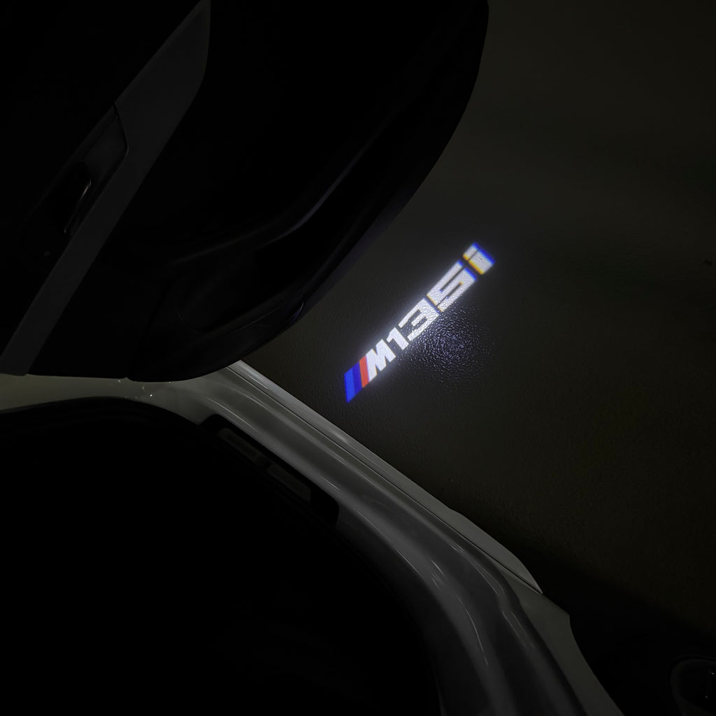 LUCES DE PROYECTOR DEL LOGOTIPO BMW M3 Nr.24 (cantidad 1 = 1 juegos / 2 luces de puerta)