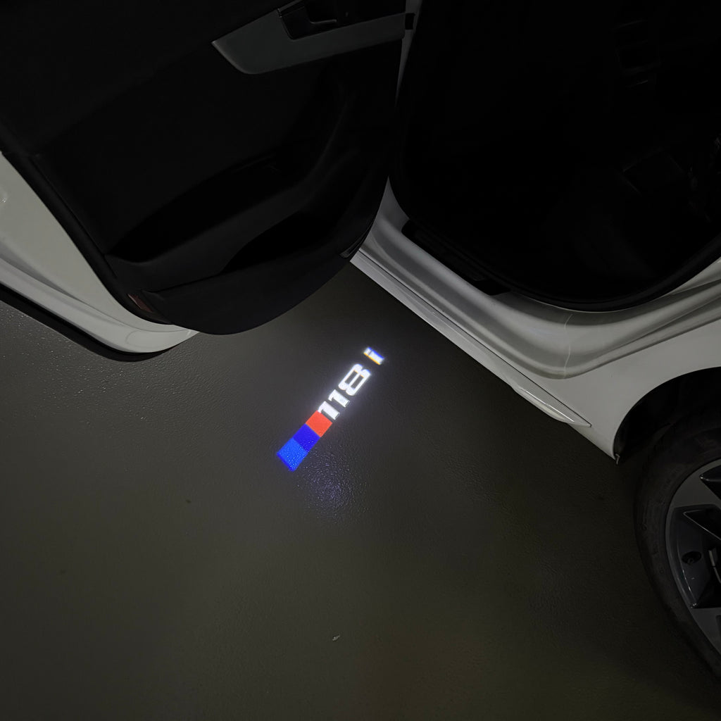 ÉCLAIRAGE DE PROJECTEUR BMW M3 LOGO Nr.24 (quantité 1 = 1 jeux / 2 feux de porte)