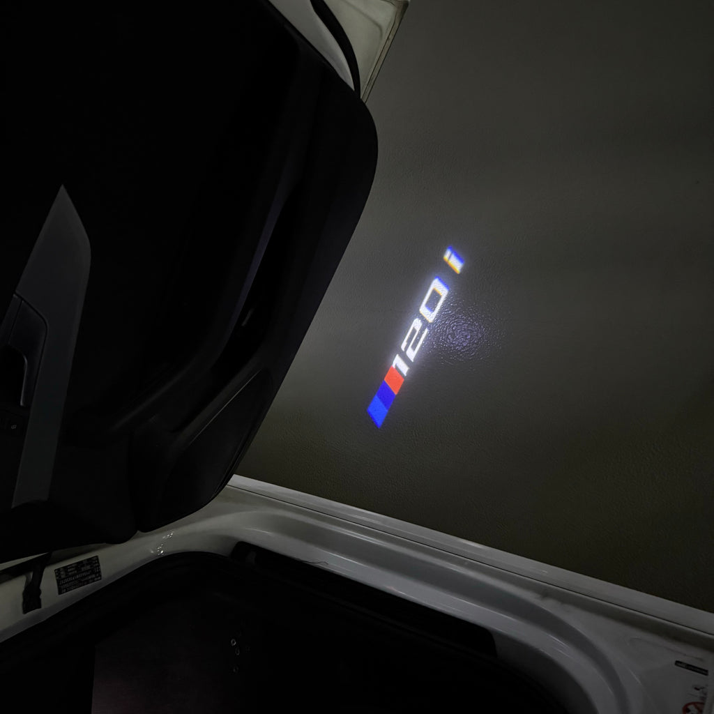 LUCES DE PROYECTOR DEL LOGOTIPO BMW M3 Nr.24 (cantidad 1 = 1 juegos / 2 luces de puerta)