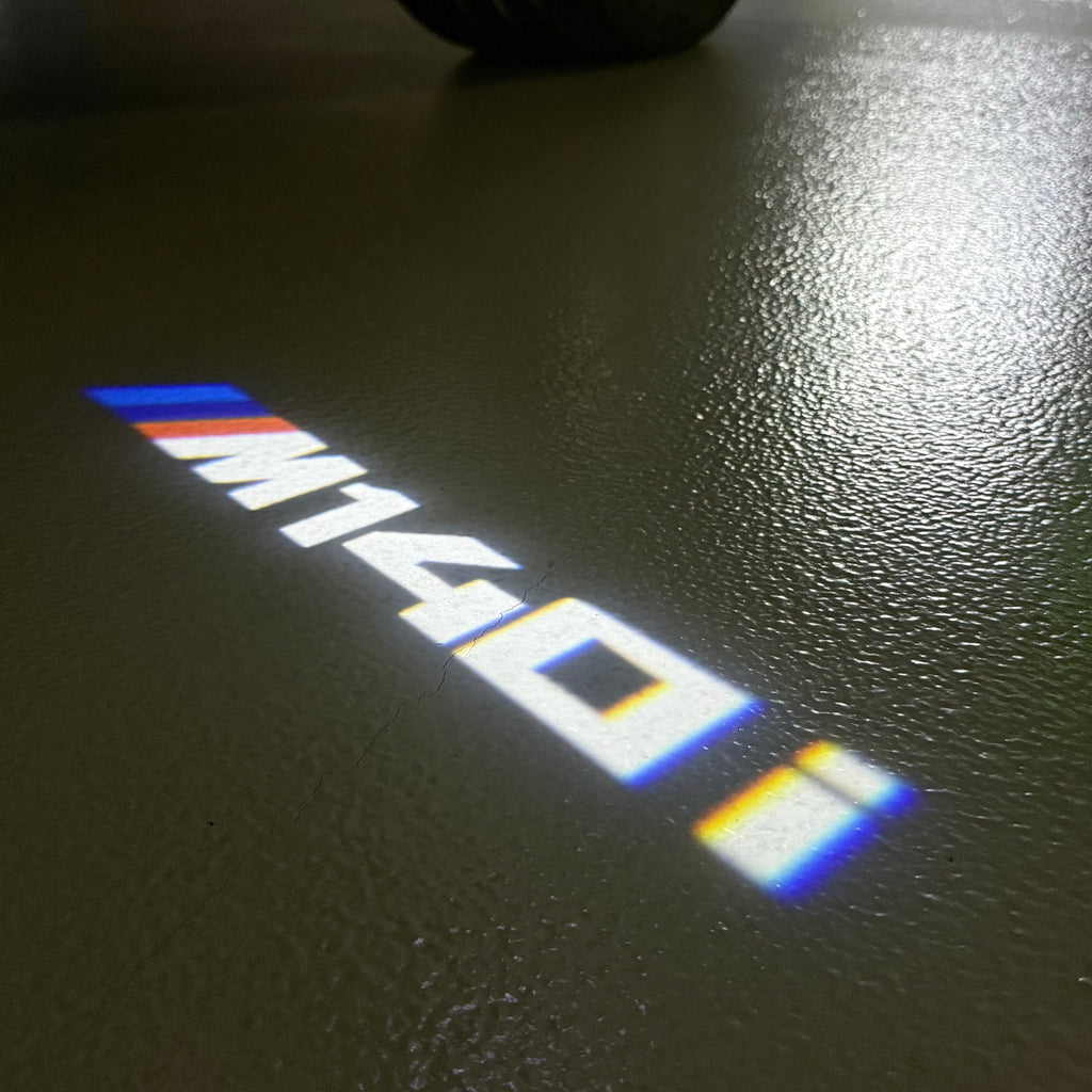 LUCES DE PROYECTOR DEL LOGOTIPO BMW M3 Nr.24 (cantidad 1 = 1 juegos / 2 luces de puerta)