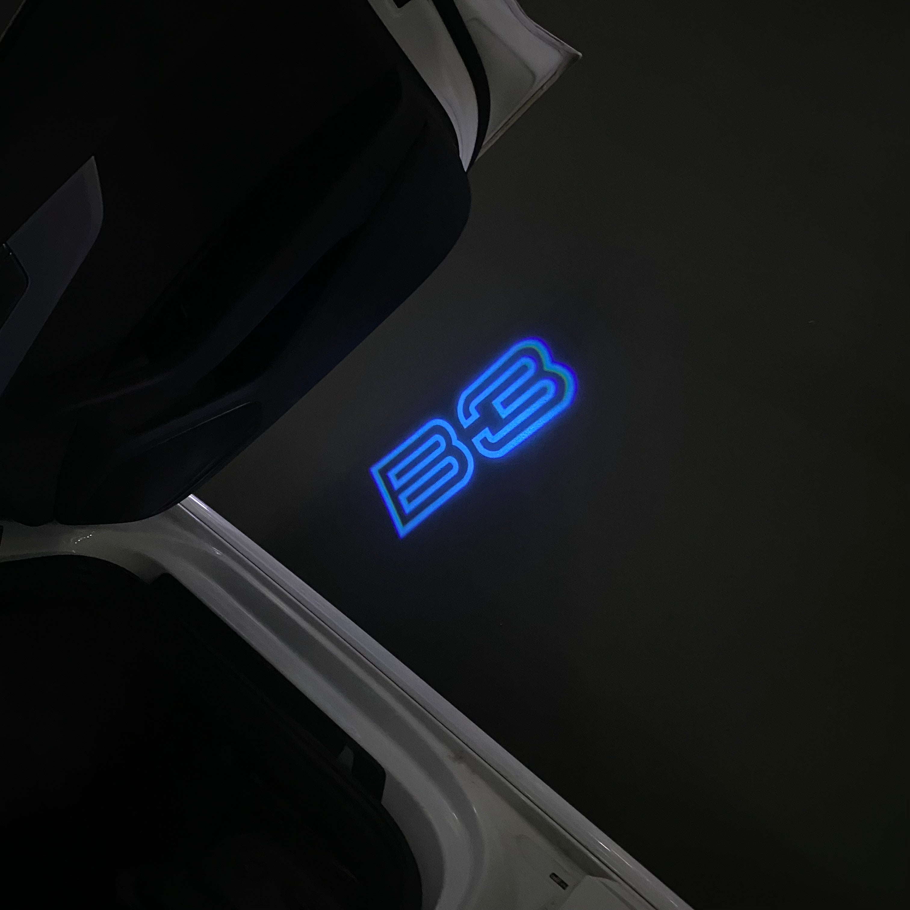 BMW LOGO PROJECTOT LIGHTS Nr.07 (Anzahl 1 = 1 Sätze / 2 Türlichter)