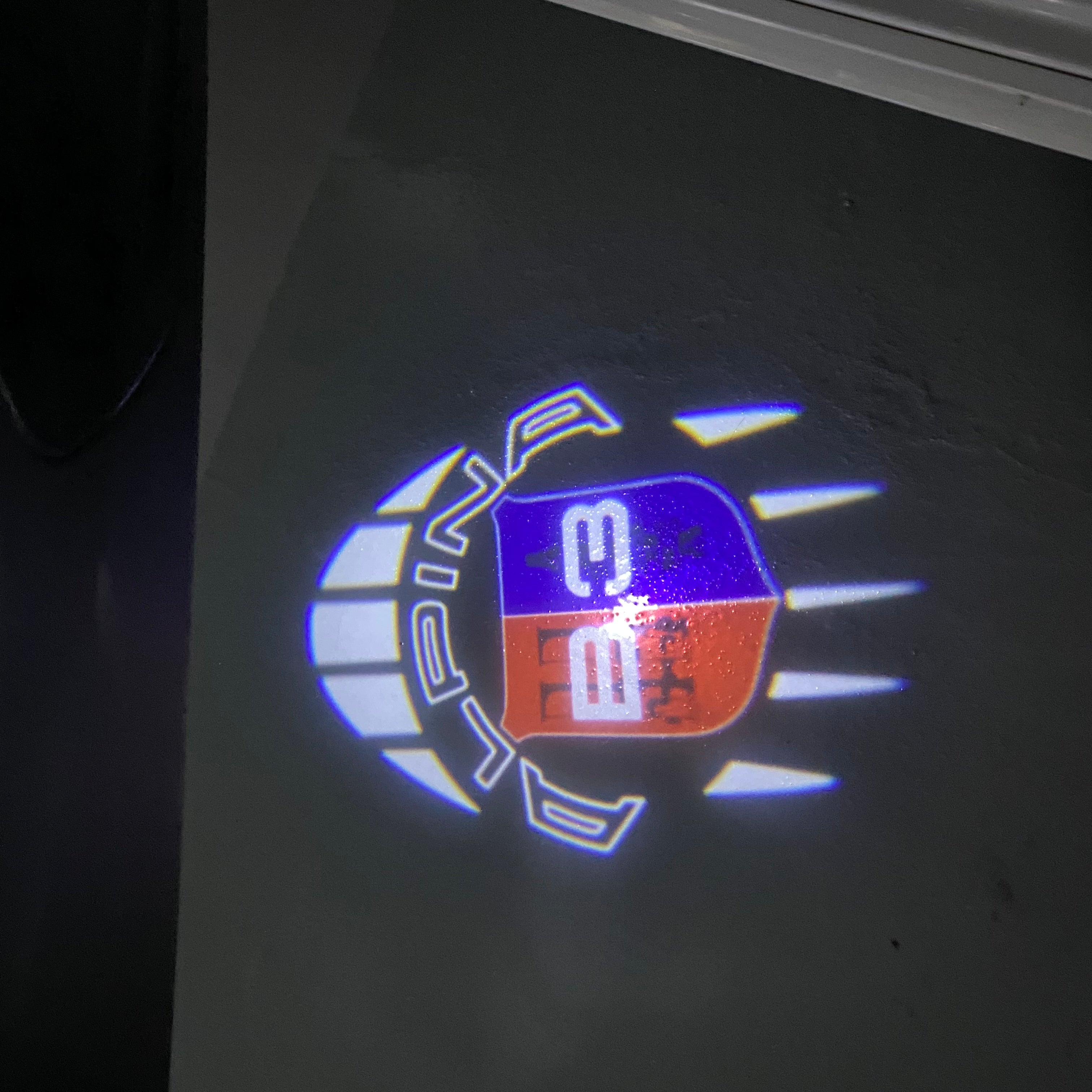 BMW LOGO PROJECTOT LIGHTS Nr.07 (Anzahl 1 = 1 Sätze / 2 Türlichter)
