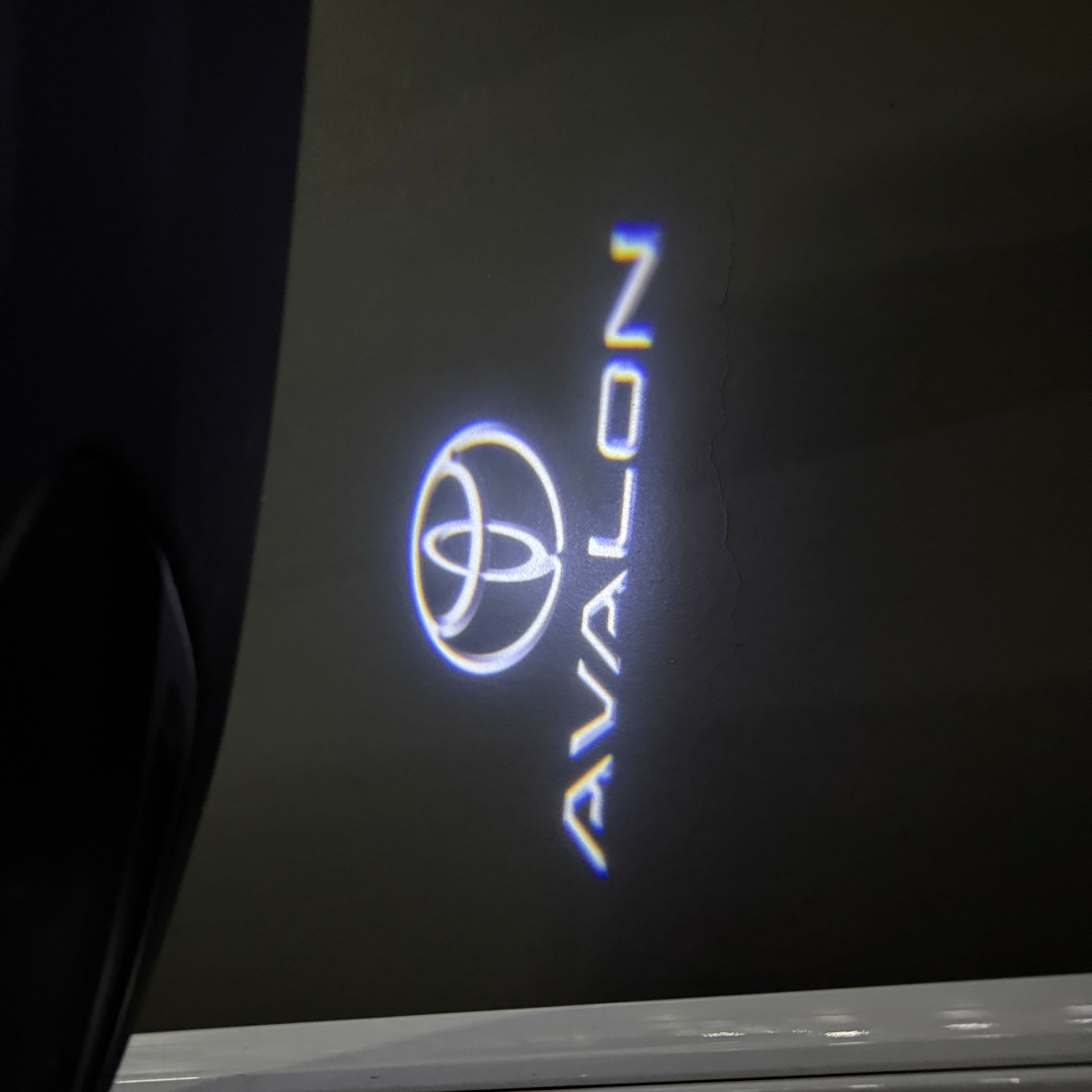 Toyota LOGO PROJECROTR LIGHTS Nr.02 (quantité 1 = 1 ensembles / 2 feux de porte)