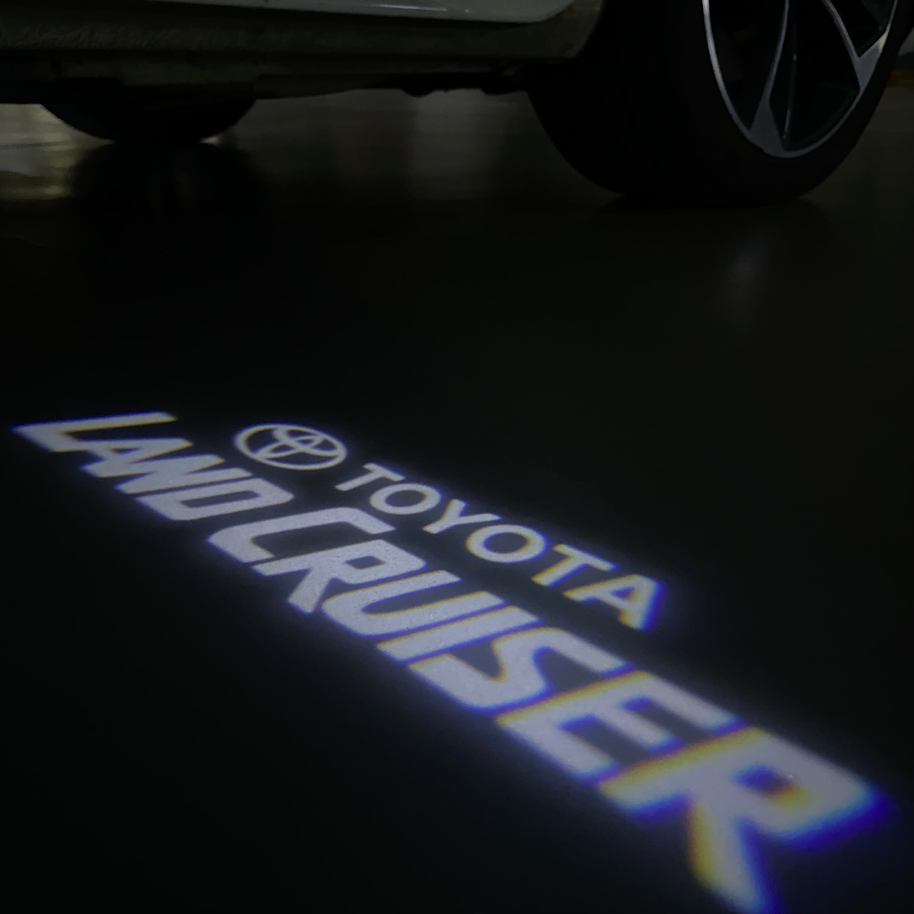 Toyota LOGO PROJECROTR LIGHTS Nr.02 (quantité 1 = 1 ensembles / 2 feux de porte)