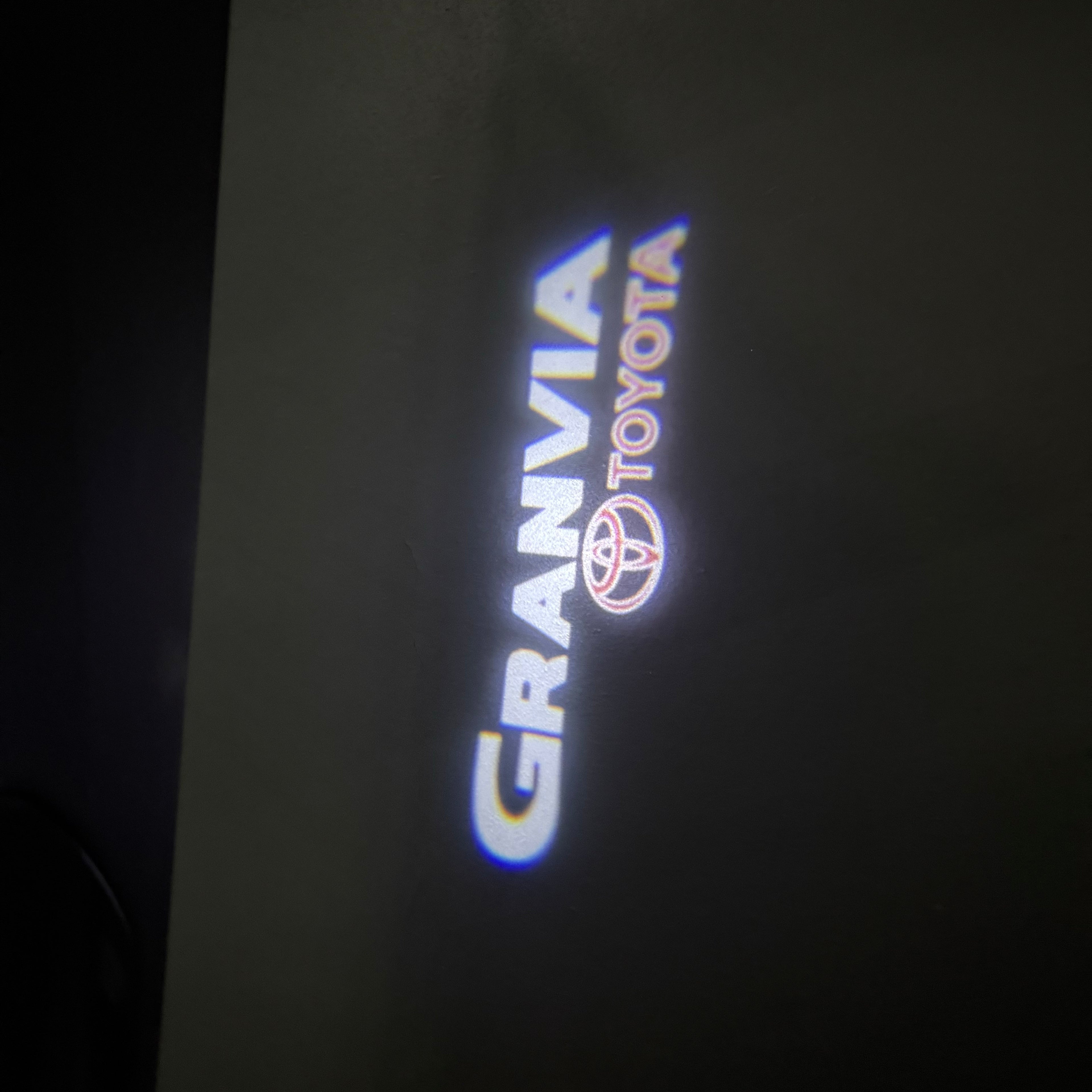 Toyota LOGO PROJECROTR LIGHTS Nr.02 (quantité 1 = 1 ensembles / 2 feux de porte)