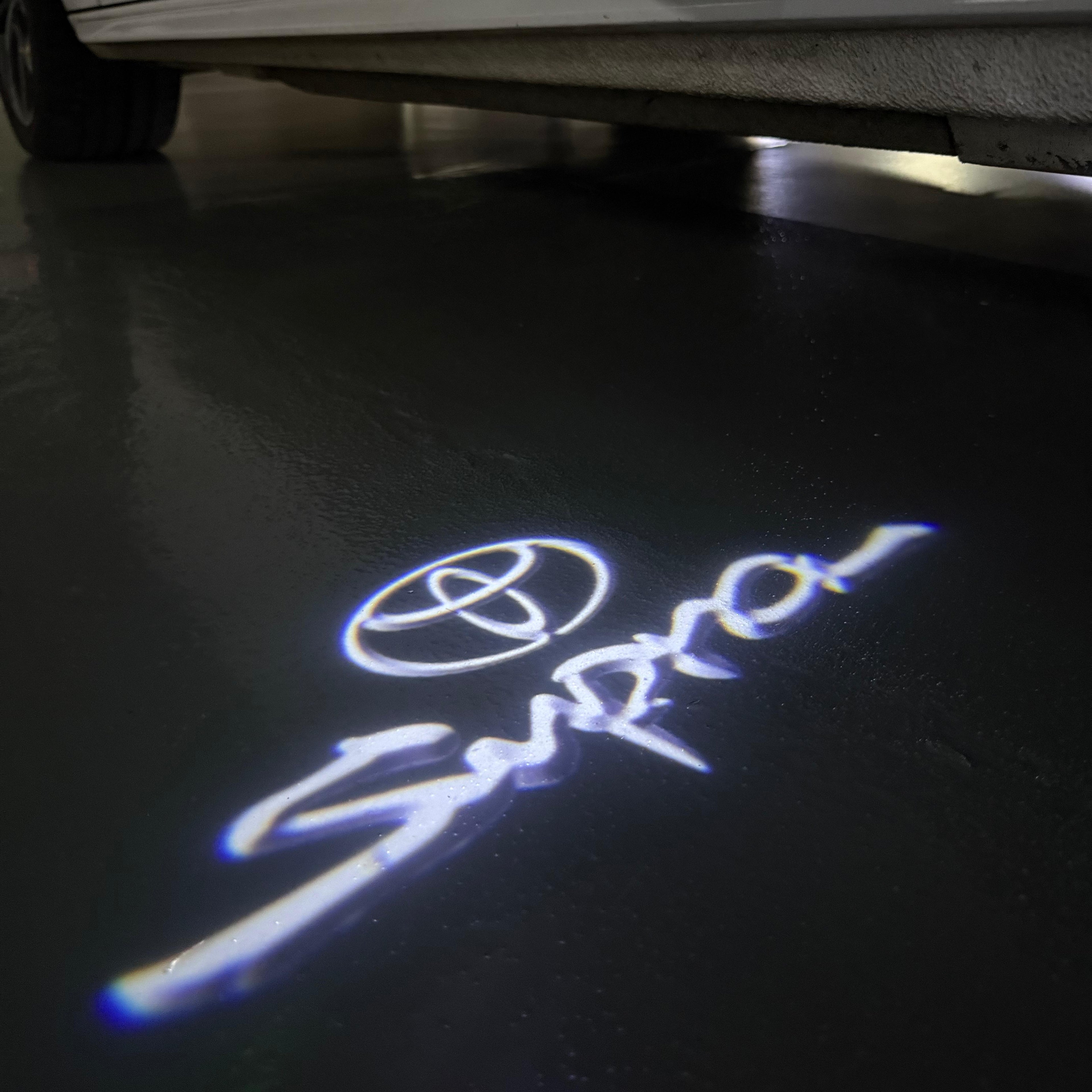 Toyota LOGO PROJECROTR LIGHTS Nr.02 (quantité 1 = 1 ensembles / 2 feux de porte)