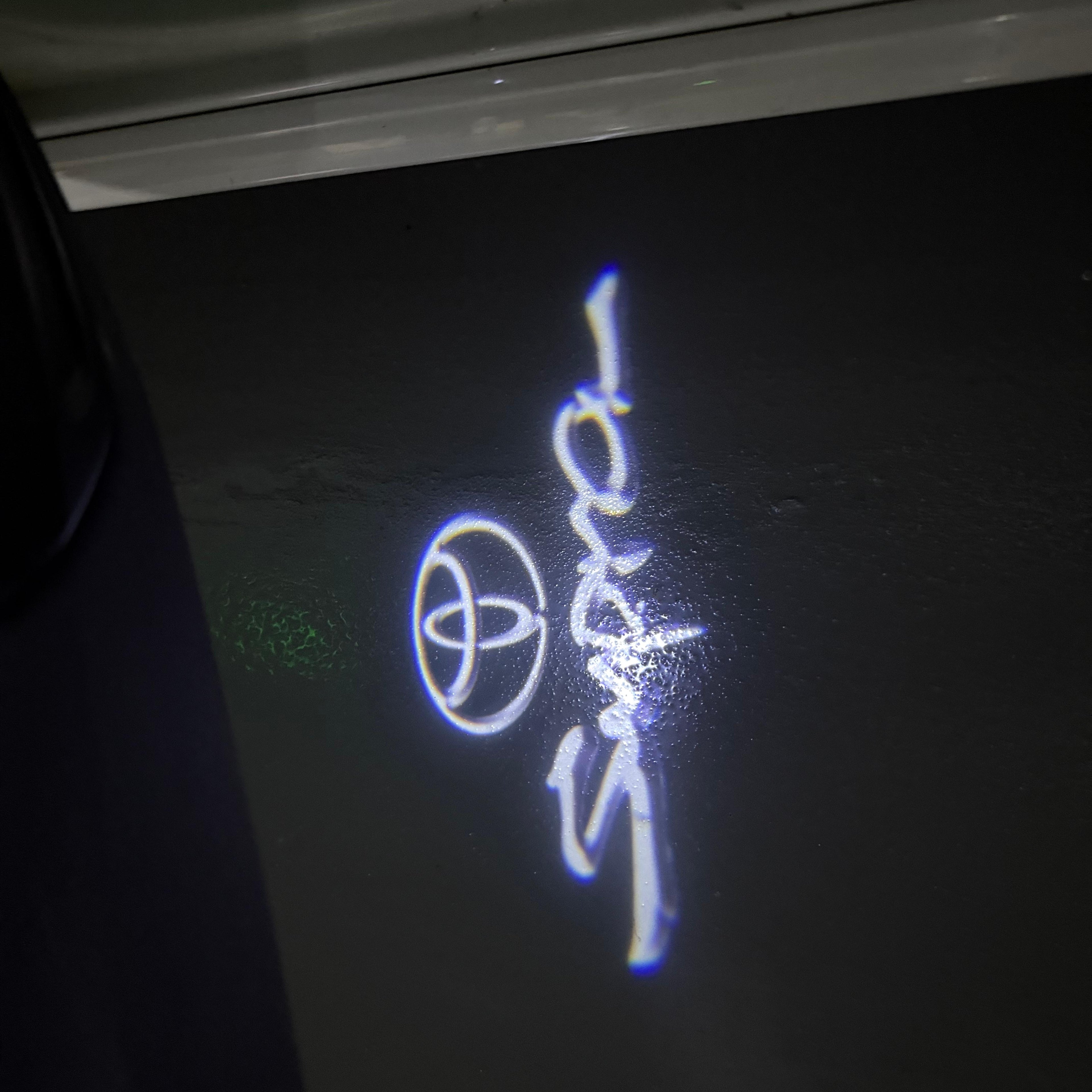 Toyota LOGO PROJECROTR LIGHTS Nr.02 (quantité 1 = 1 ensembles / 2 feux de porte)