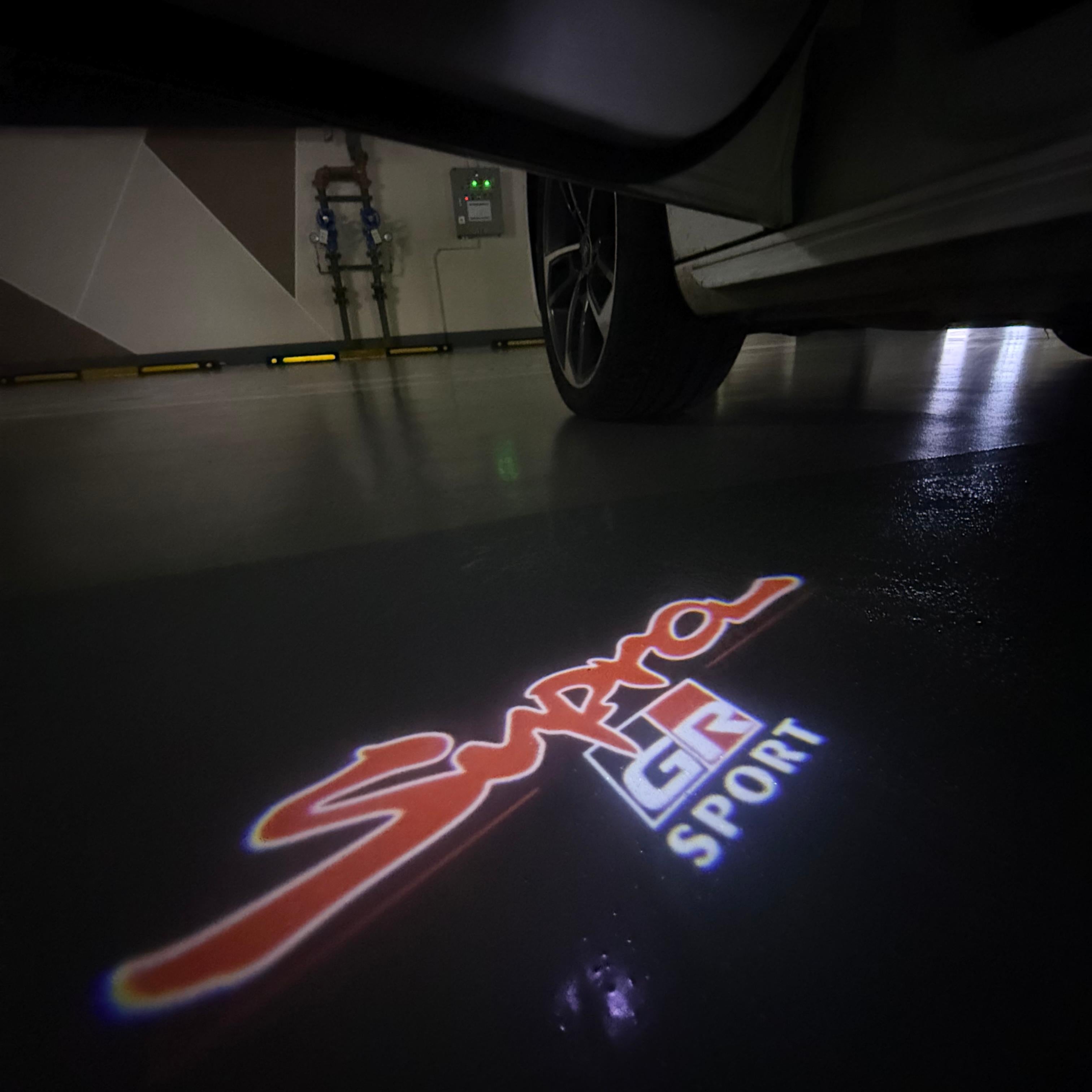 Toyota LOGO PROJECROTR LIGHTS Nr.02 (quantité 1 = 1 ensembles / 2 feux de porte)