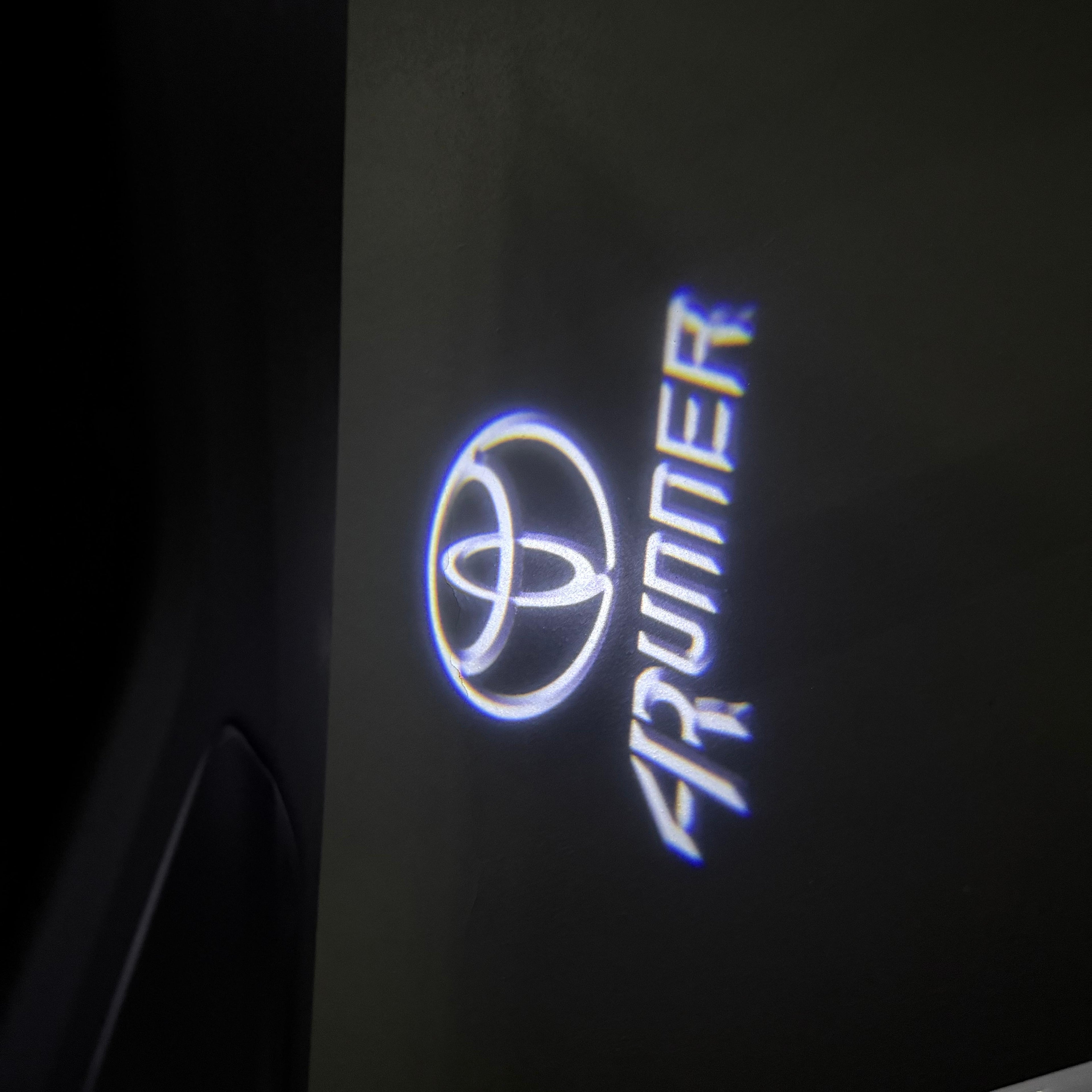 Toyota LOGO PROJECROTR LIGHTS Nr.02 (quantité 1 = 1 ensembles / 2 feux de porte)