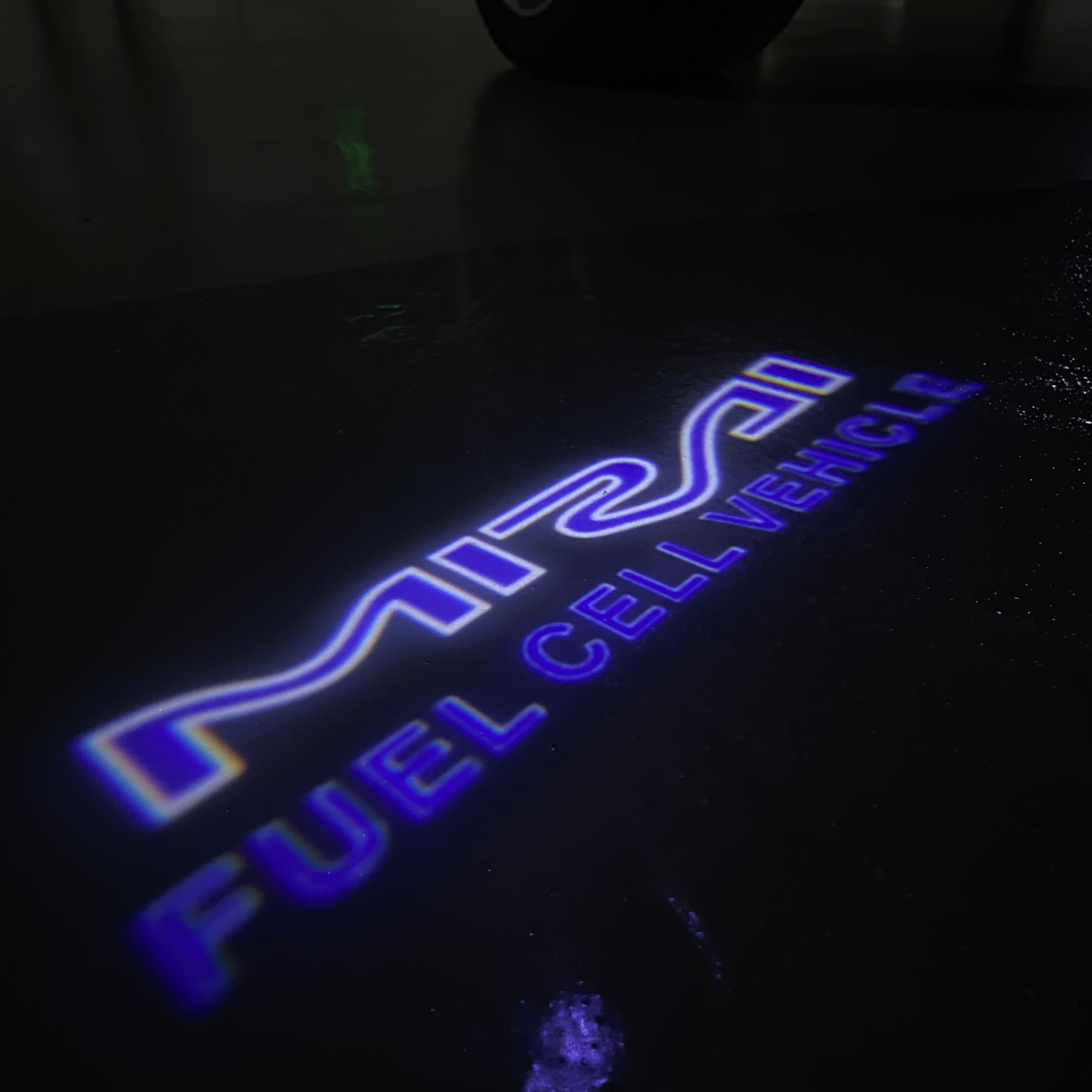 Toyota LOGO PROJECROTR LIGHTS Nr.02 (quantité 1 = 1 ensembles / 2 feux de porte)