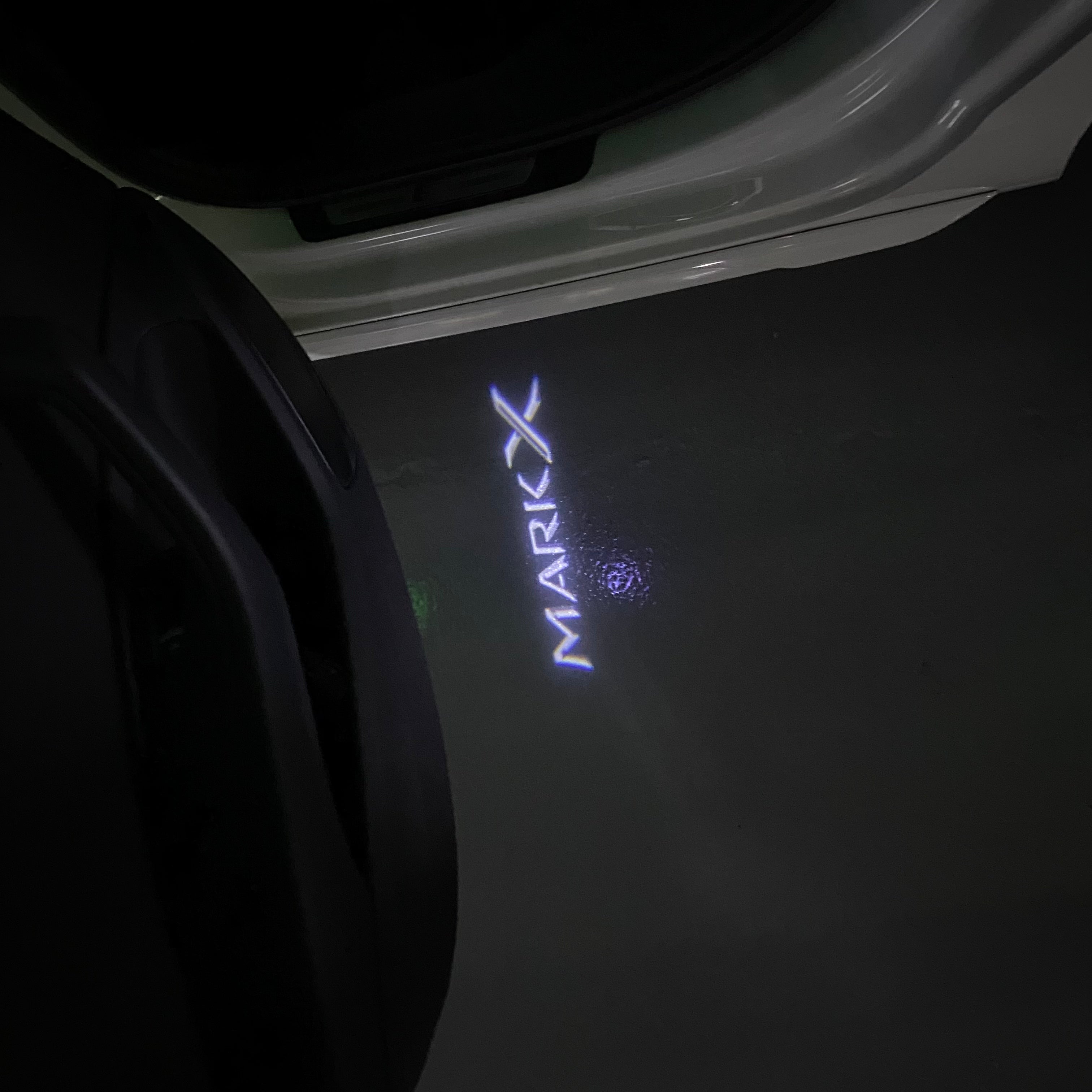 Toyota LOGO PROJECROTR LIGHTS Nr.02 (quantité 1 = 1 ensembles / 2 feux de porte)