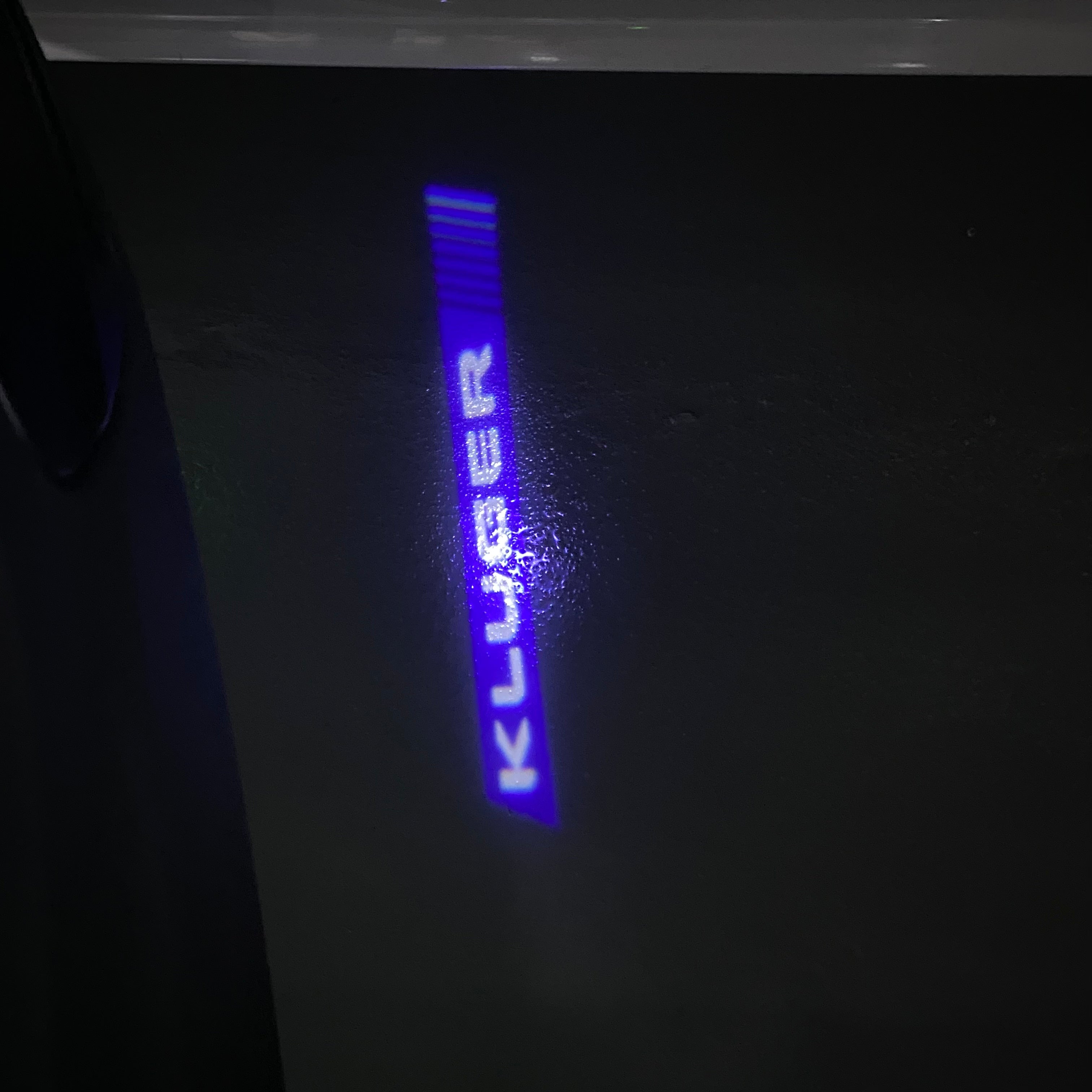 Toyota LOGO PROJECROTR LIGHTS Nr.02 (quantité 1 = 1 ensembles / 2 feux de porte)