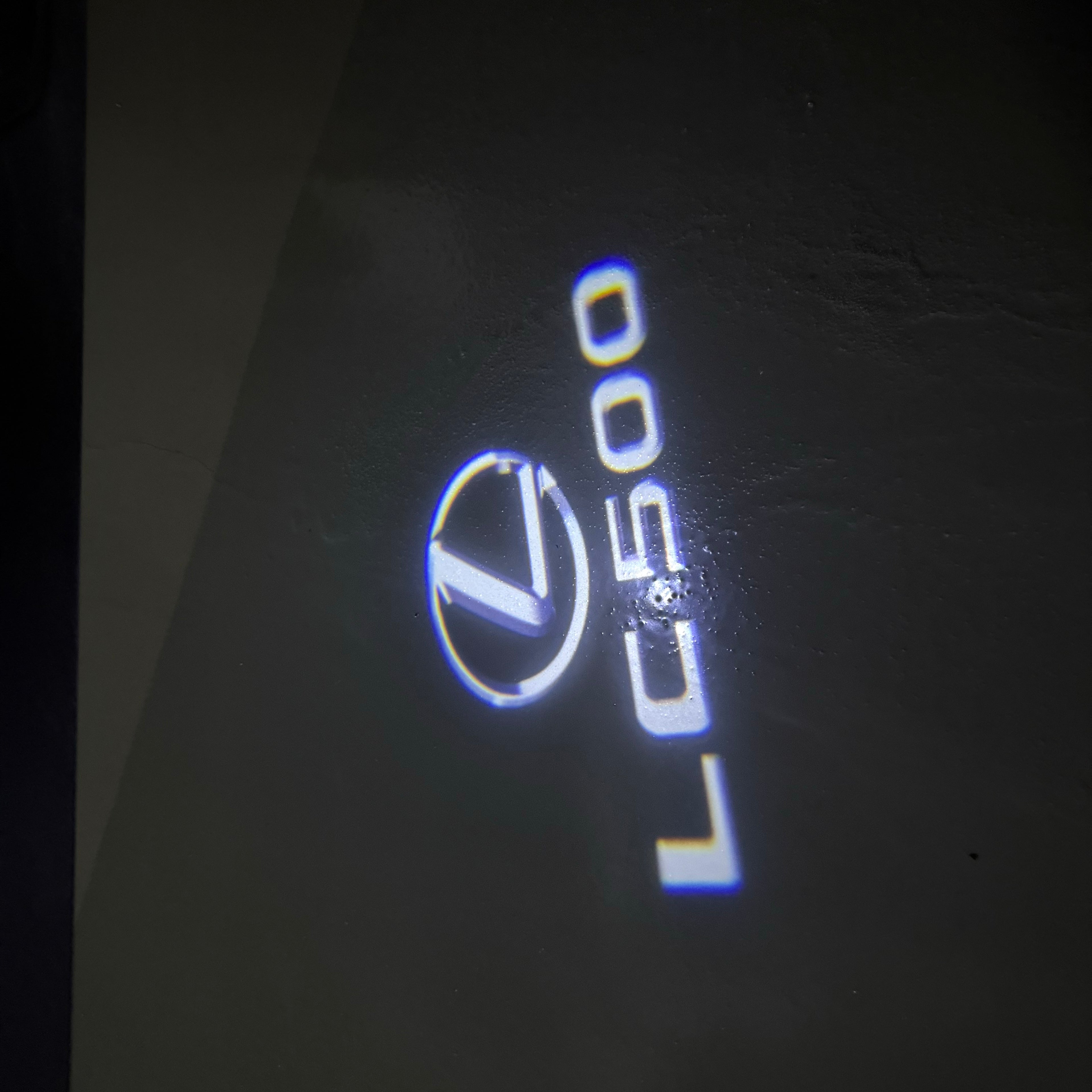 LUCES LEXUS LOGO PROJECROTR Nr.01 (cantidad 1 = 1 juegos / 2 luces de puerta)
