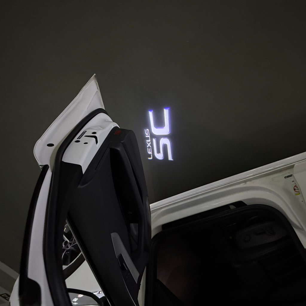LEXUS LOGO PROJECROTR LIGHTS Nr.01 (quantité 1 = 1 ensemble/2 feux de porte)