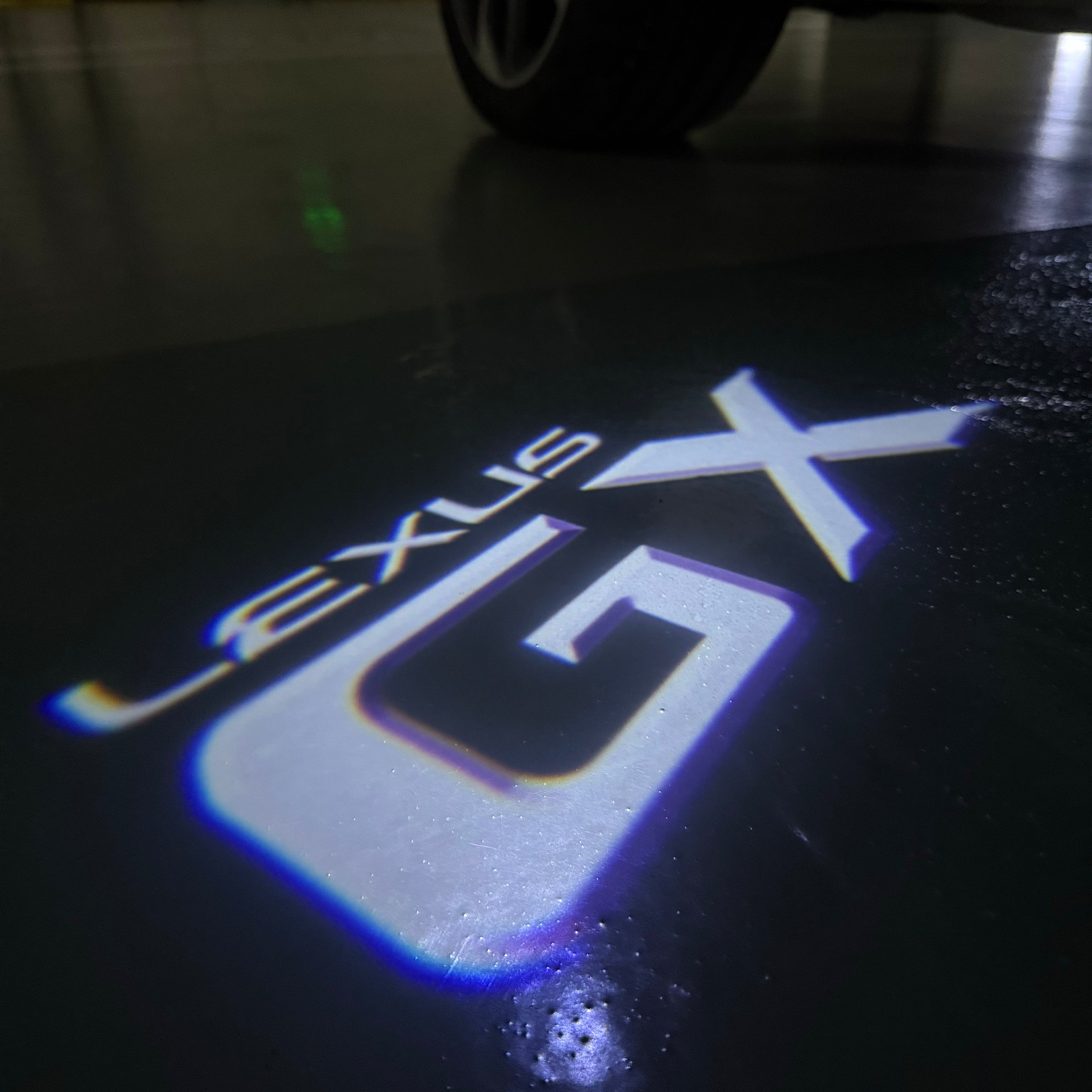 LEXUS LOGO PROJECTOR LIGHTS Nr.01 (الكمية 1 = 1 مجموعة / 2 أضواء باب)