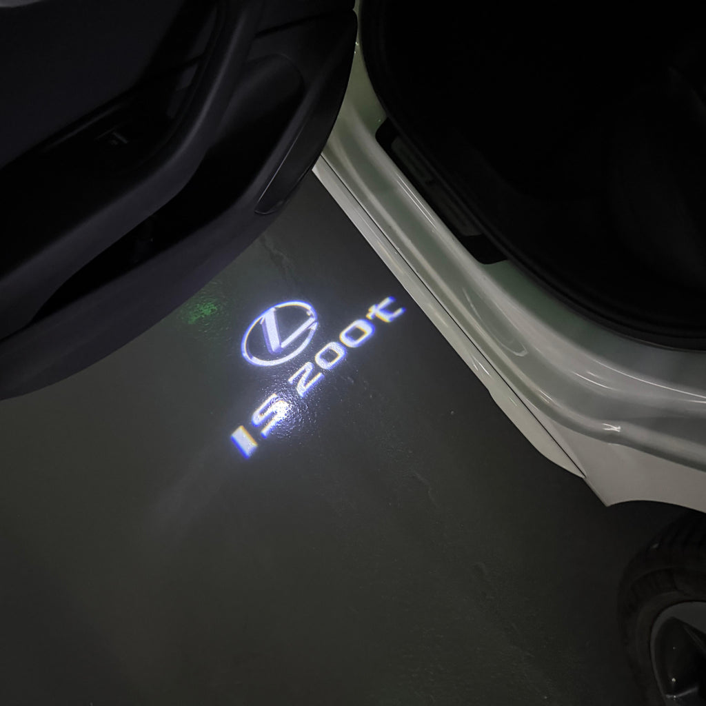 LEXUS LOGO PROJECTOR LIGHTS Nr.01 (الكمية 1 = 1 مجموعة / 2 أضواء باب)