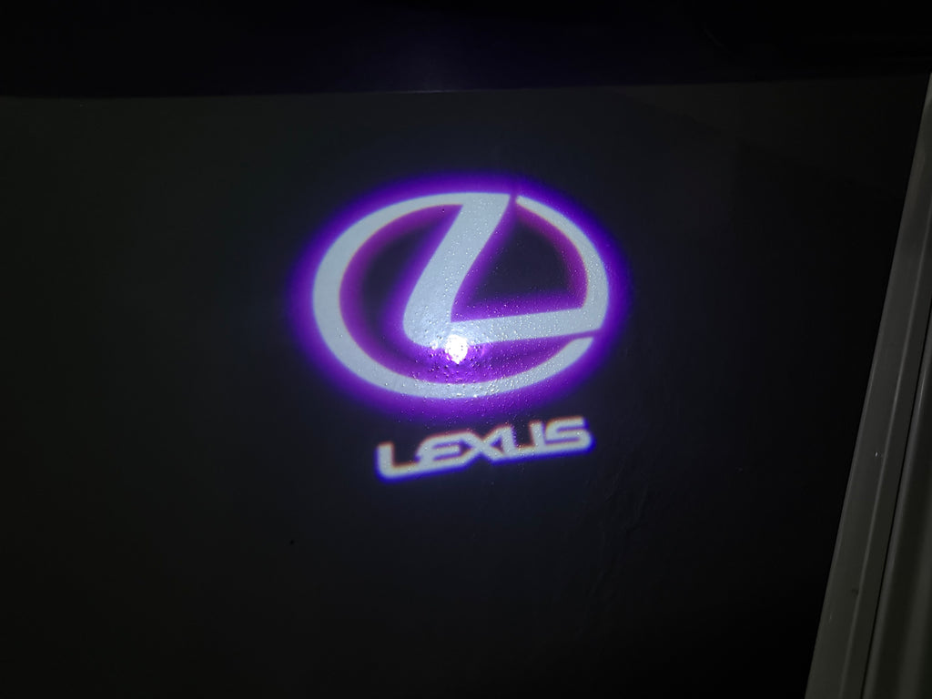 LEXUS LOGO PROJECTOR LIGHTS Nr.01 (الكمية 1 = 1 مجموعة / 2 أضواء باب)