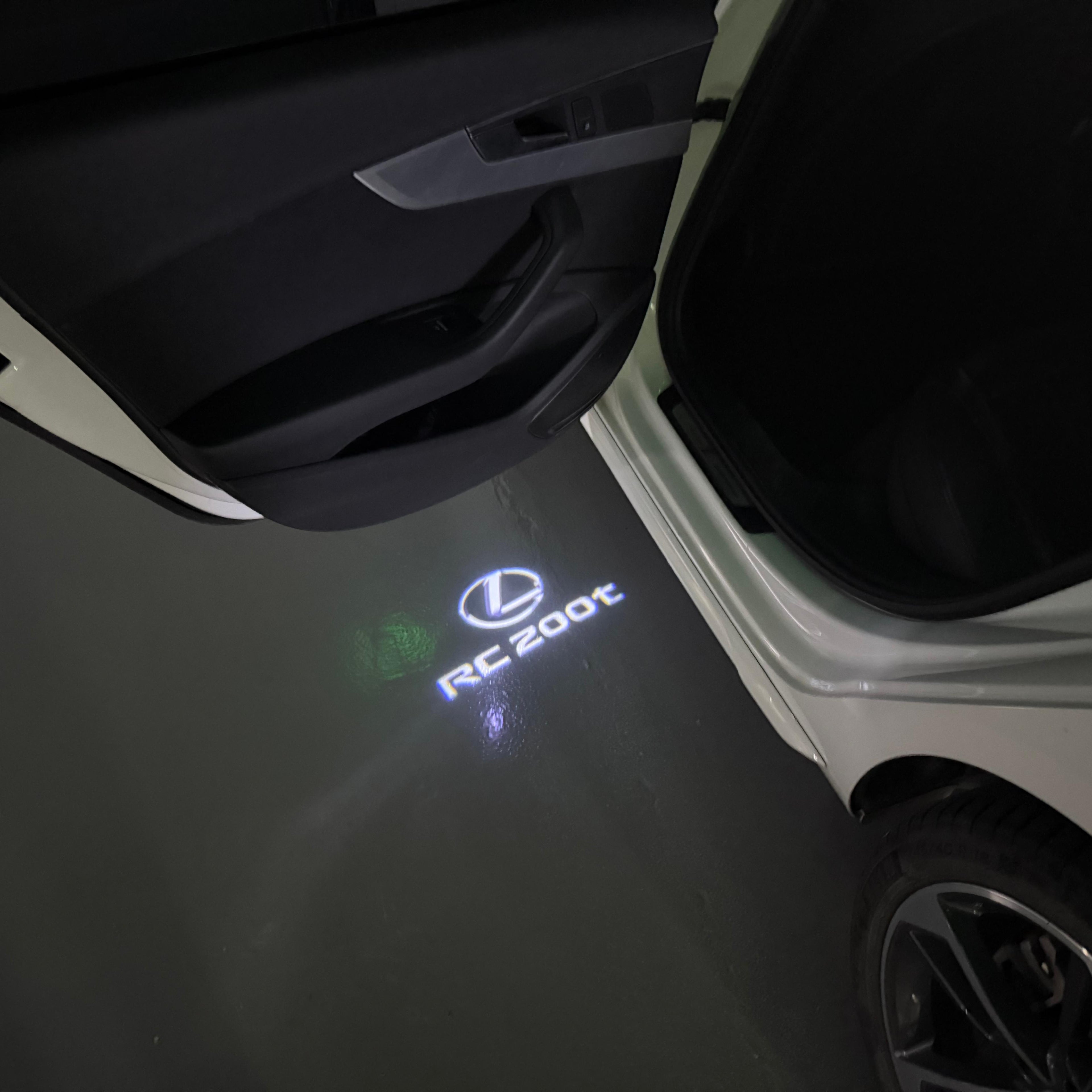 LEXUS LOGO PROJECROTR LIGHTS Nr.01 (Menge 1 = 1 Sets/2 Türleuchten)