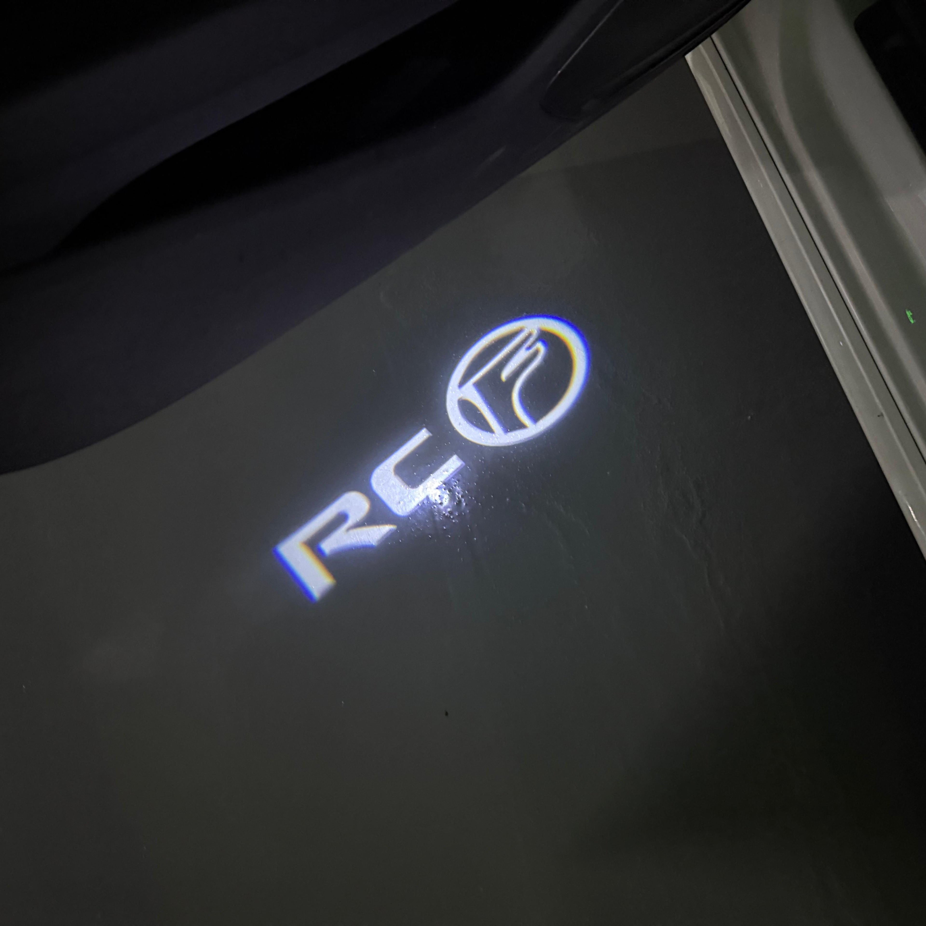 LEXUS LOGO PROJECROTR LIGHTS Nr.01 (Menge 1 = 1 Sets/2 Türleuchten)