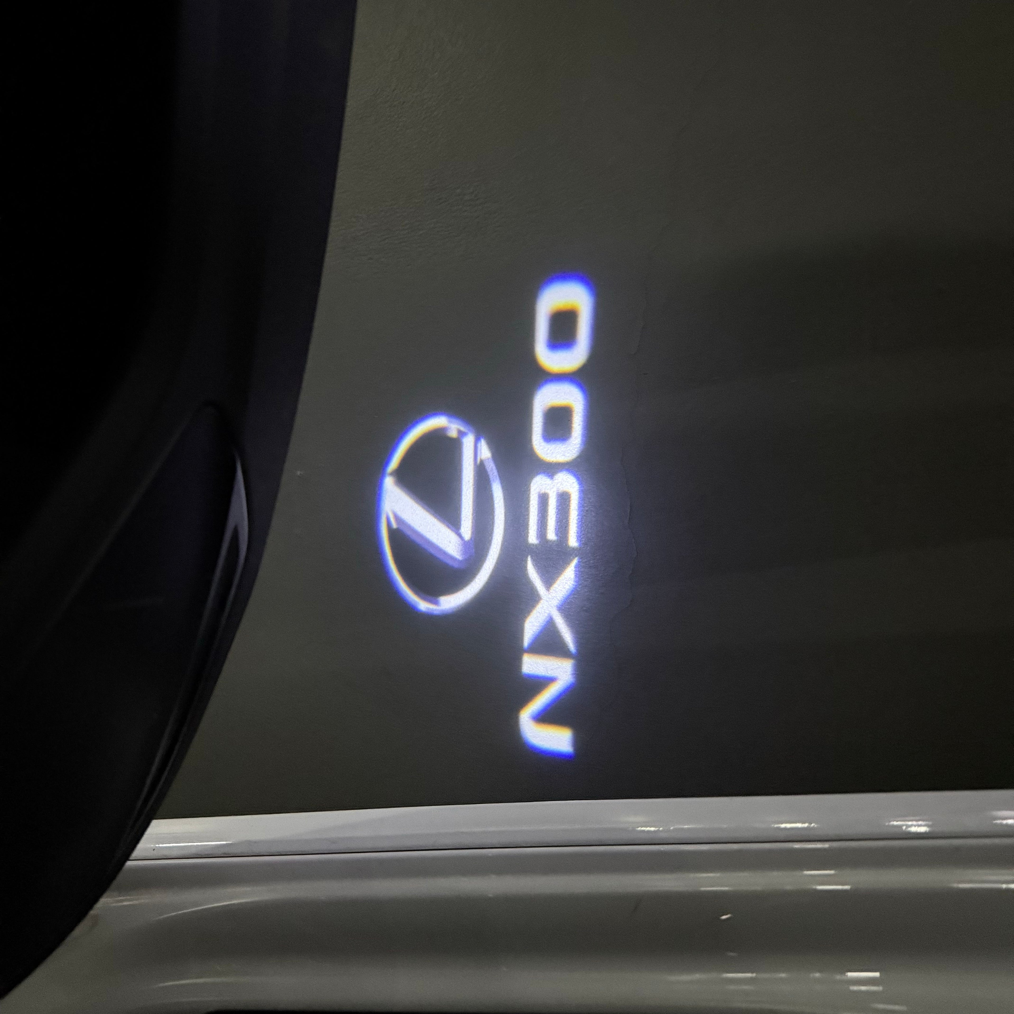 LEXUS LOGO PROJECROTR LIGHTS Nr.01 (Menge 1 = 1 Sets/2 Türleuchten)