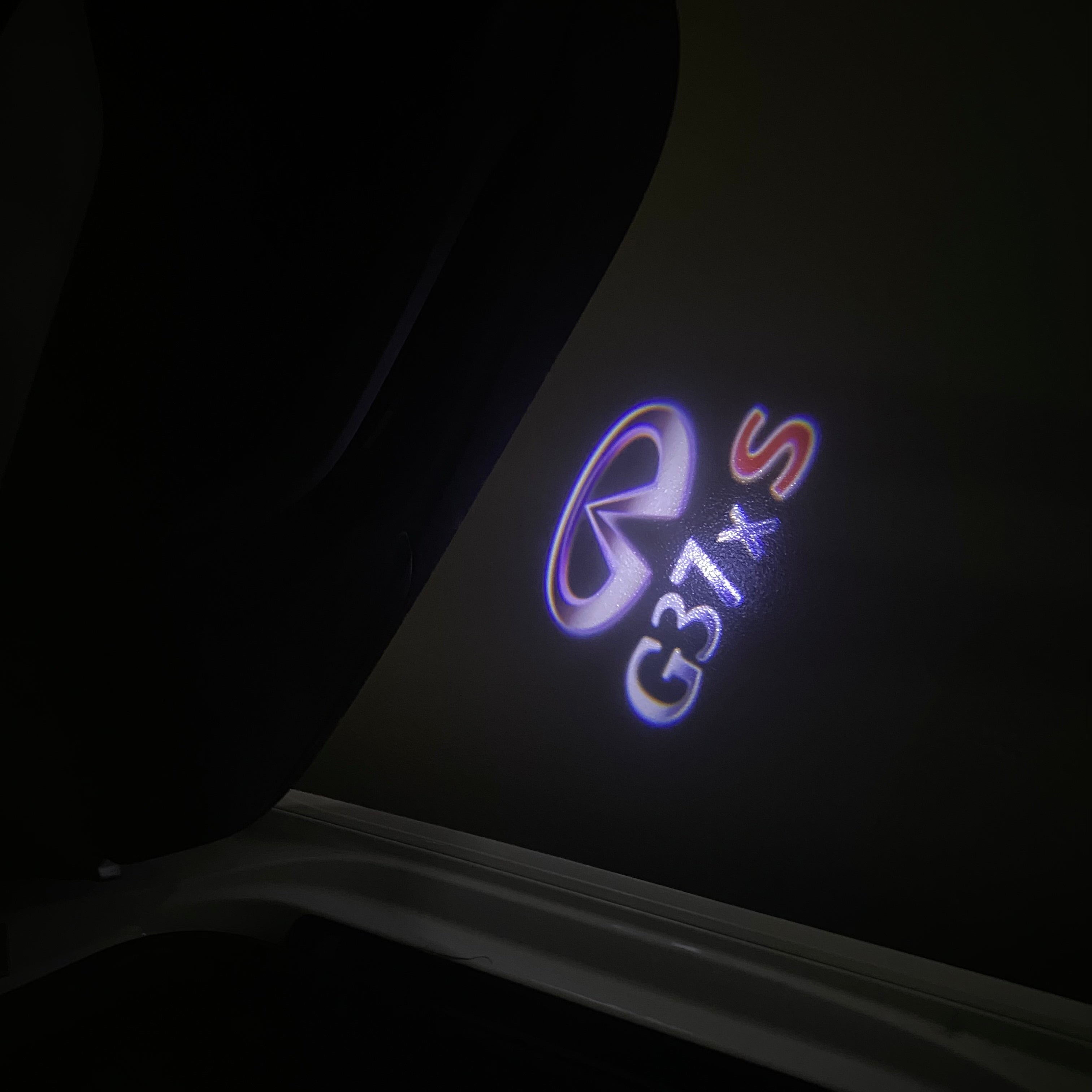 INFINTI G37xS LOGO PROJECROTR LIGHTS Nr.34 (quantité 1 = 1 ensembles / 2 feux de porte)