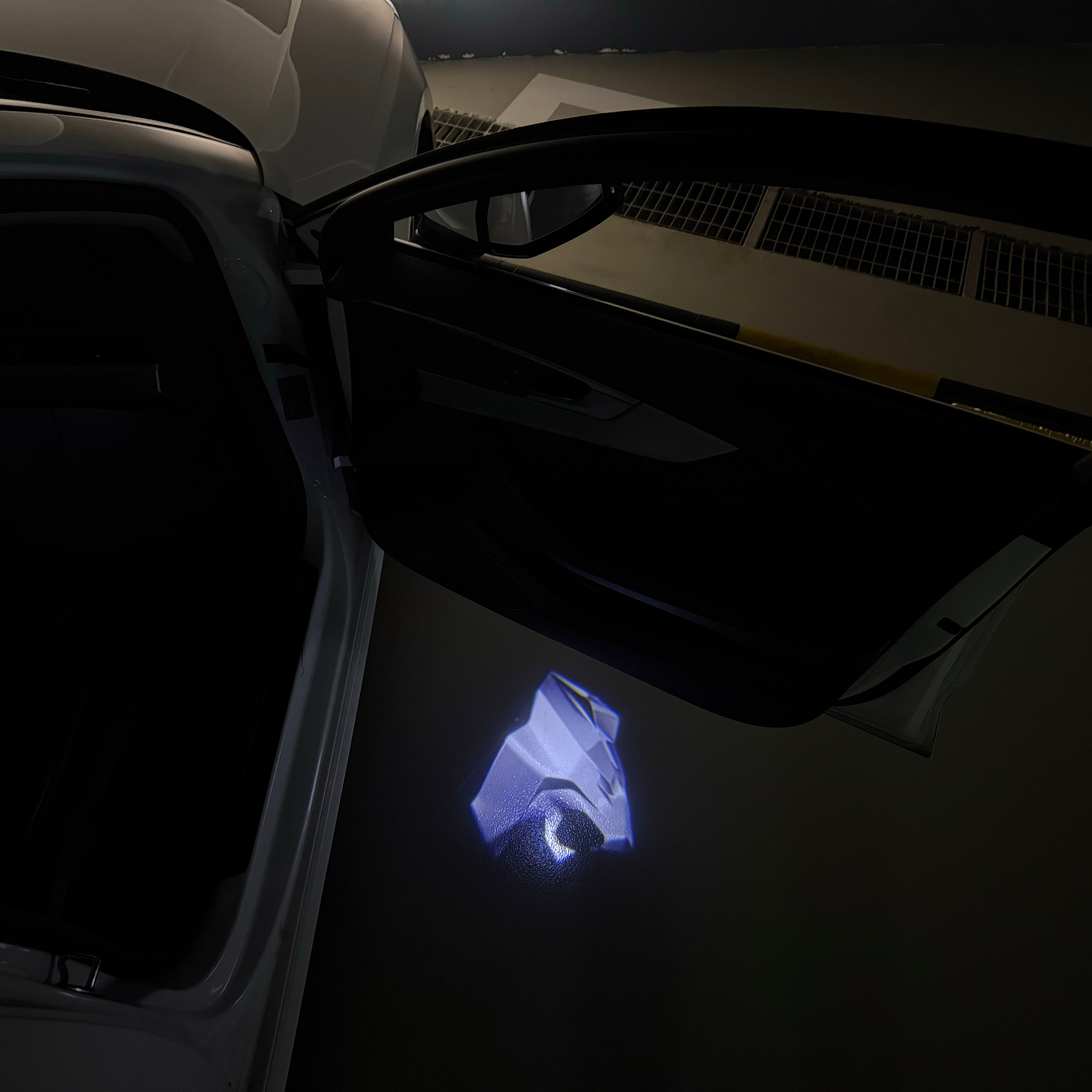 LUCES DE PROYECTOR DEL LOGOTIPO BMW M3 Nr.24 (cantidad 1 = 1 juegos / 2 luces de puerta)