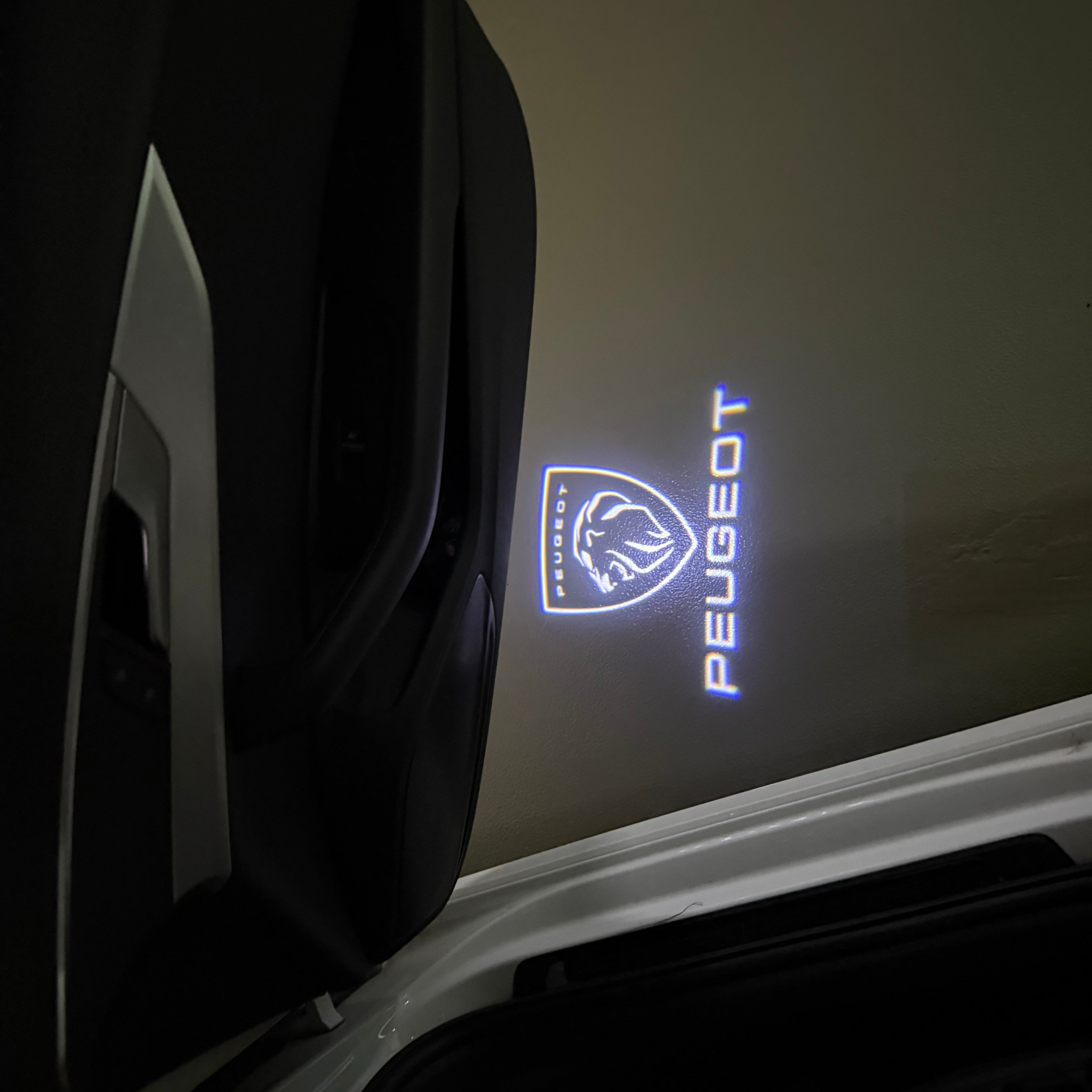 BMW M3 LOGO PROJECTOT LIGHTS Nr.24 (Menge 1 = 1 Sets/2 Türleuchten)