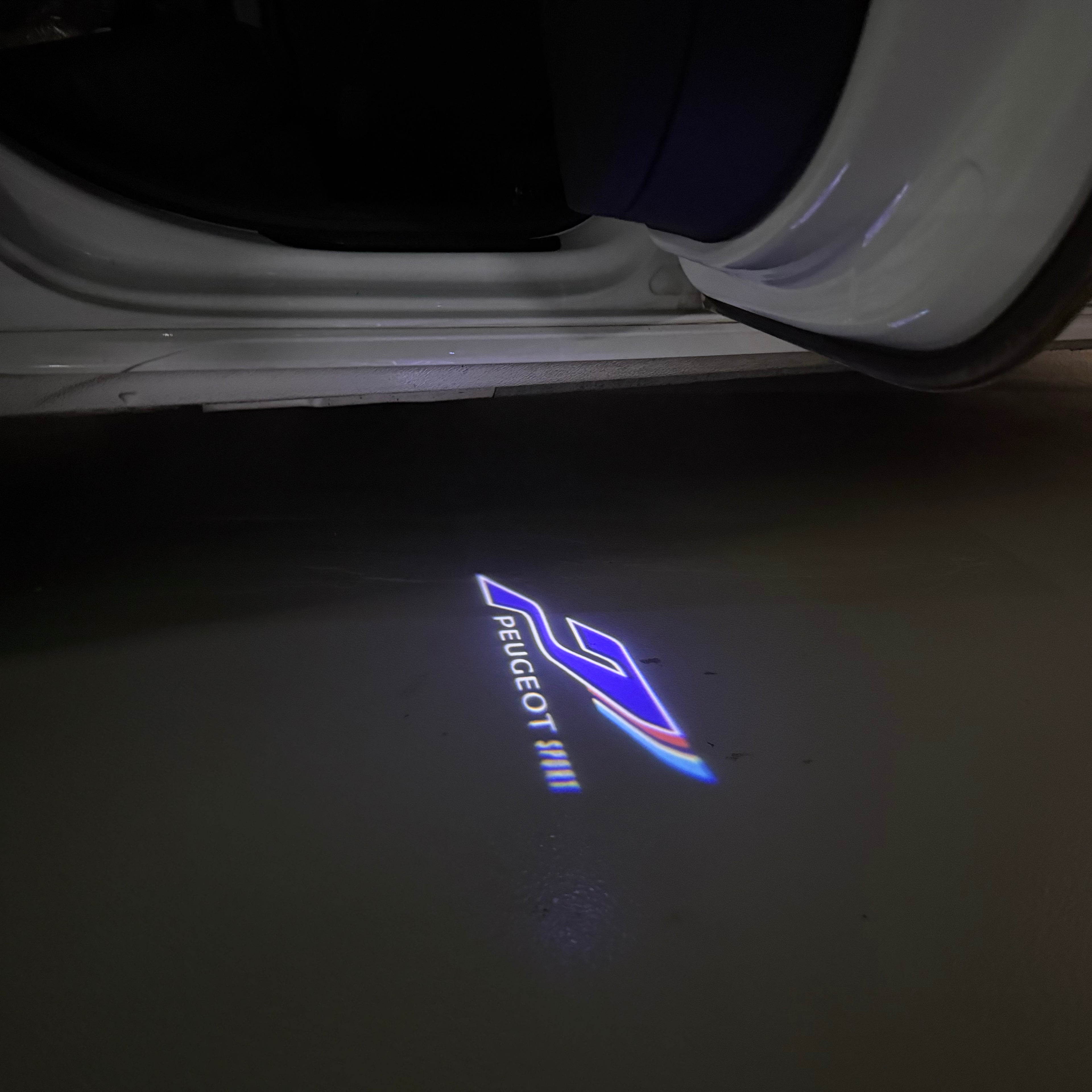BMW M3 LOGO PROJECTOT LIGHTS Nr.24 (Menge 1 = 1 Sets/2 Türleuchten)