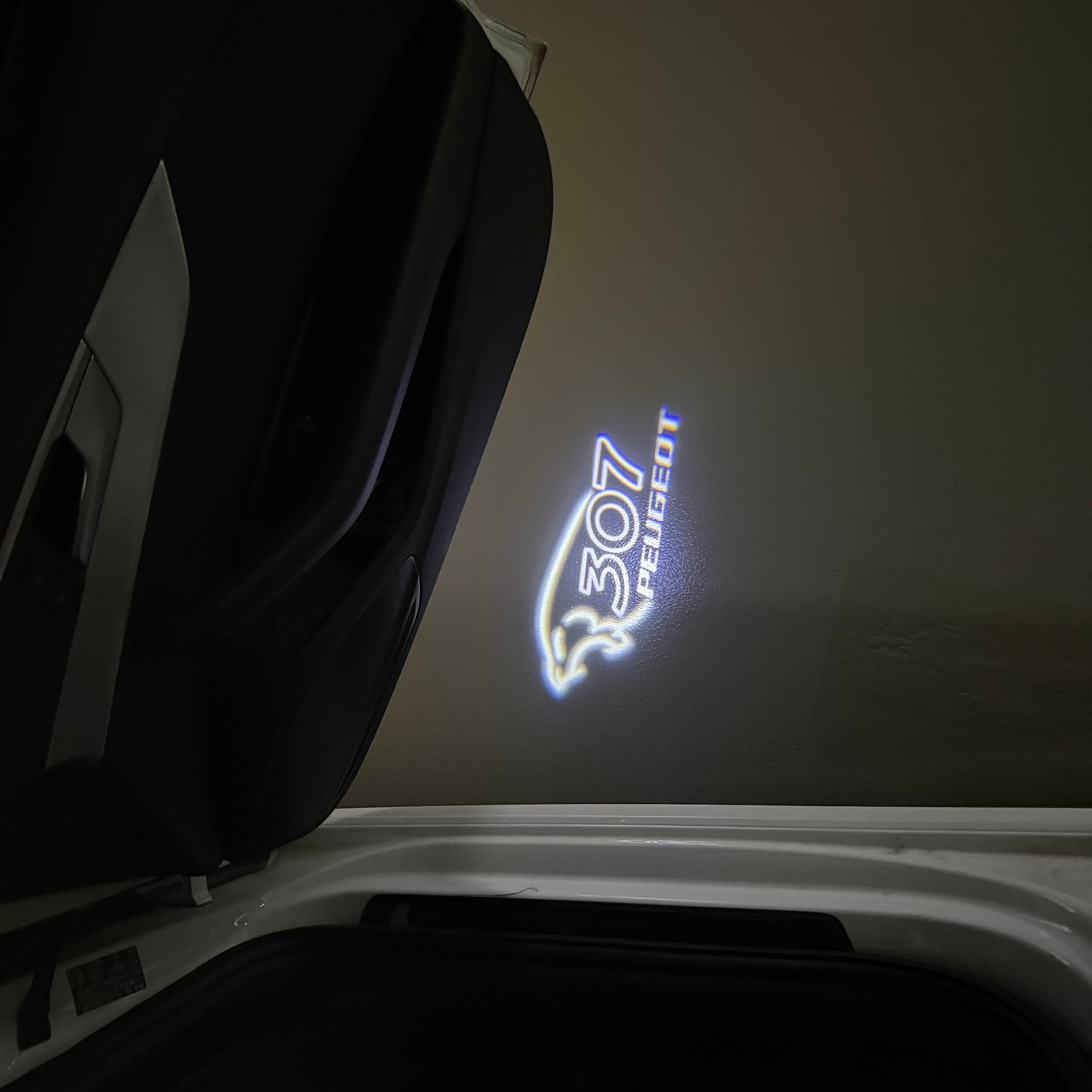 BMW M3 LOGO PROJECTOT LIGHTS Nr.24 (Menge 1 = 1 Sets/2 Türleuchten)