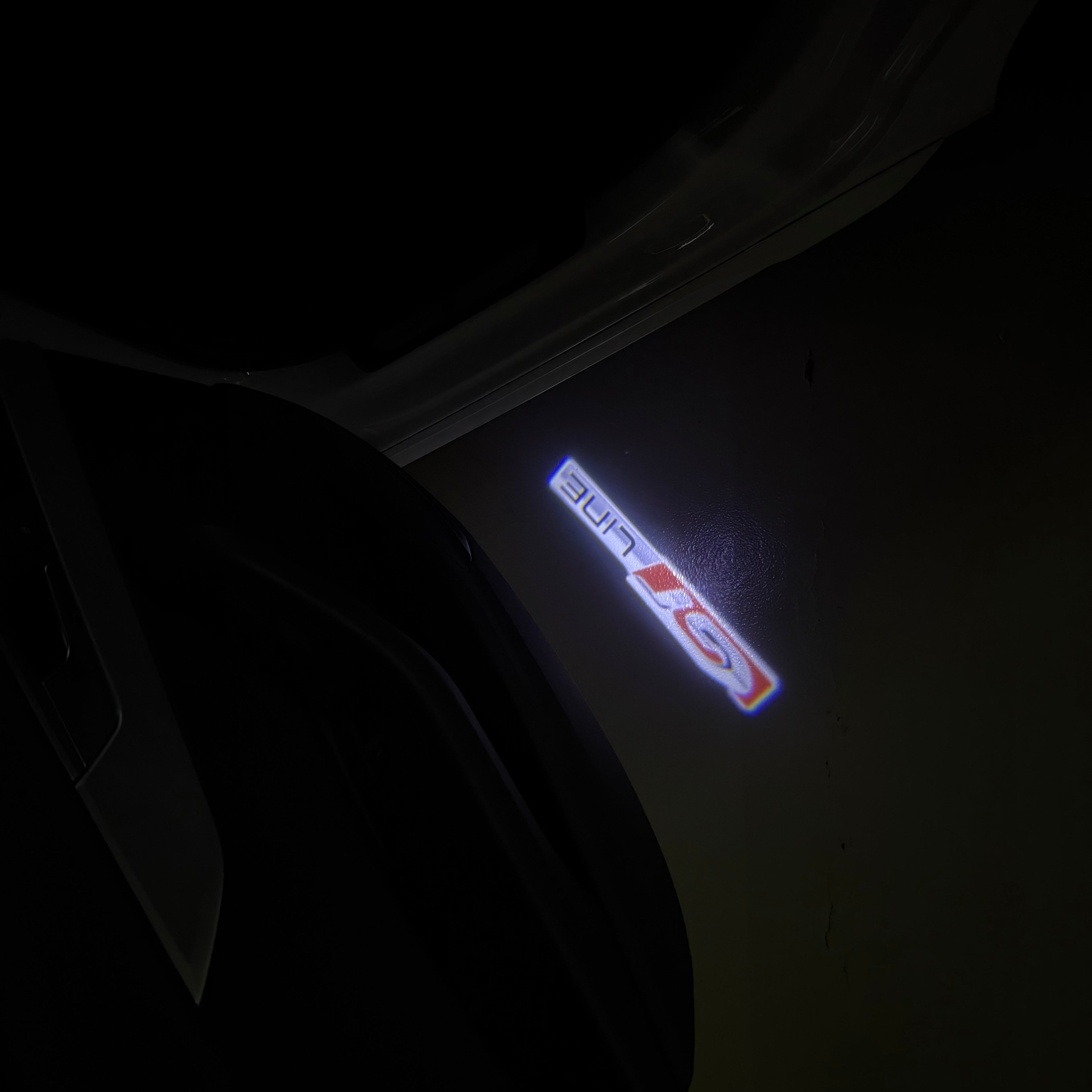 BMW M3 LOGO PROJECTOT LIGHTS Nr.24 (Menge 1 = 1 Sets/2 Türleuchten)