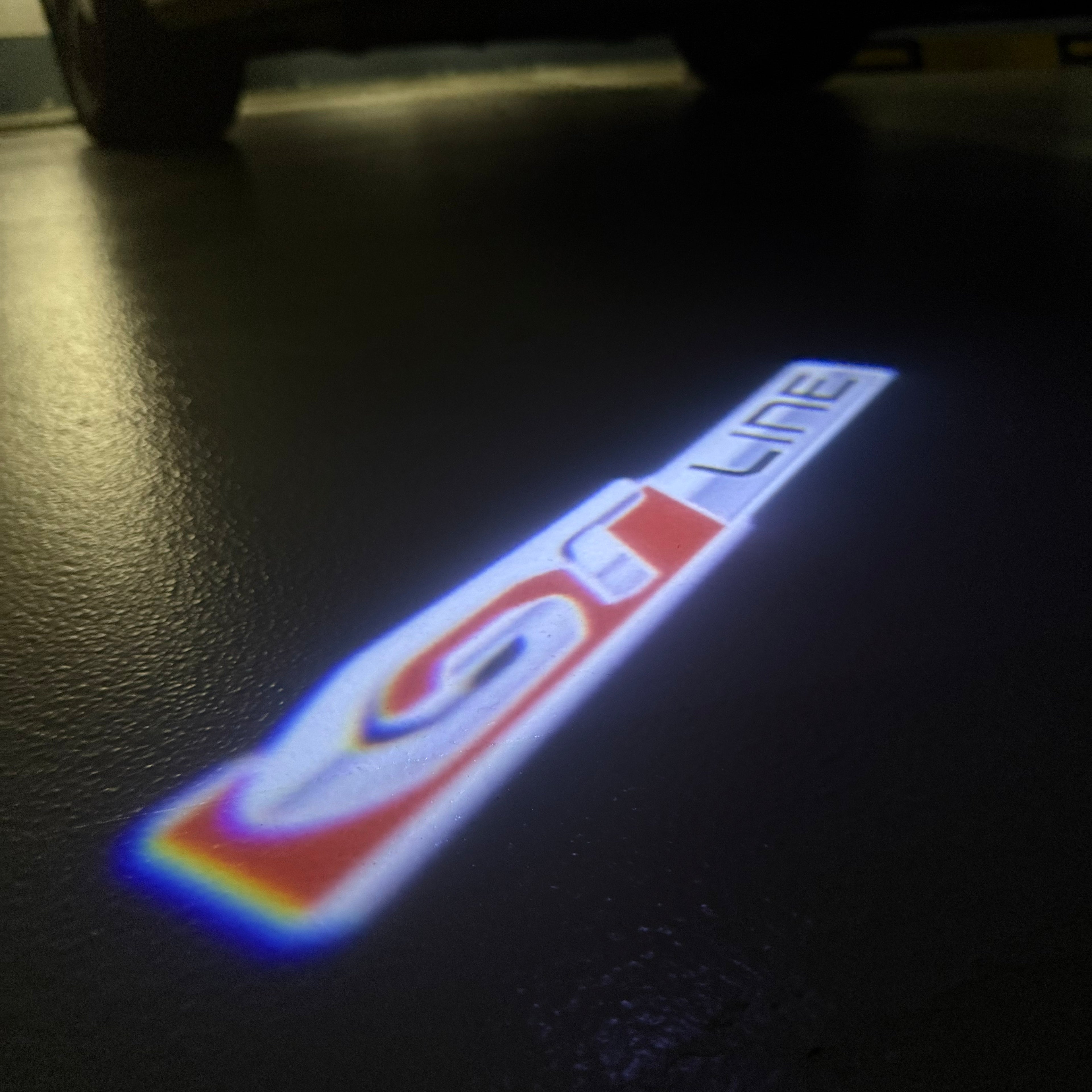 BMW M3 LOGO PROJECTOT LIGHTS Nr.24 (Menge 1 = 1 Sets/2 Türleuchten)