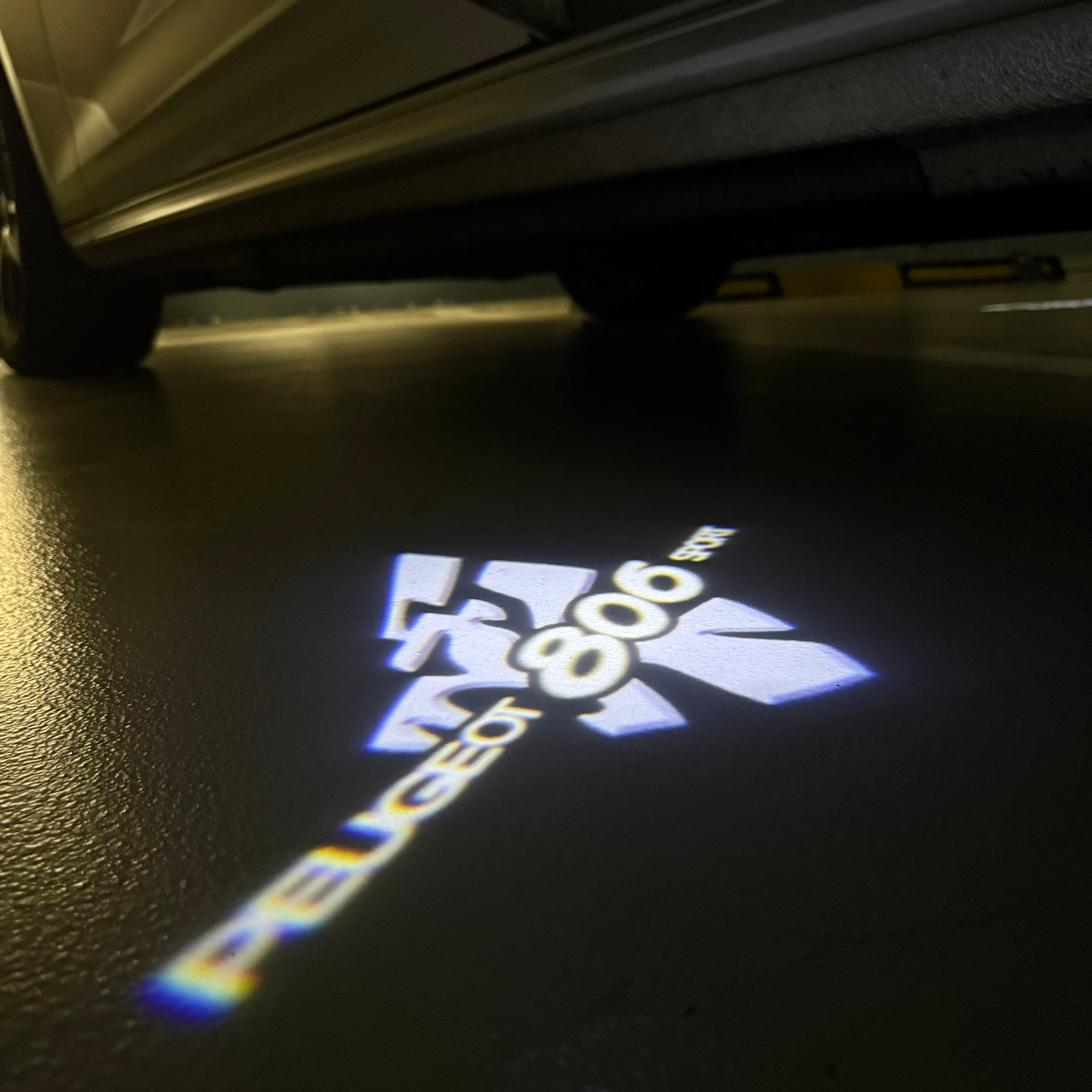 BMW M3 LOGO PROJECTOT LIGHTS Nr.24 (Menge 1 = 1 Sets/2 Türleuchten)