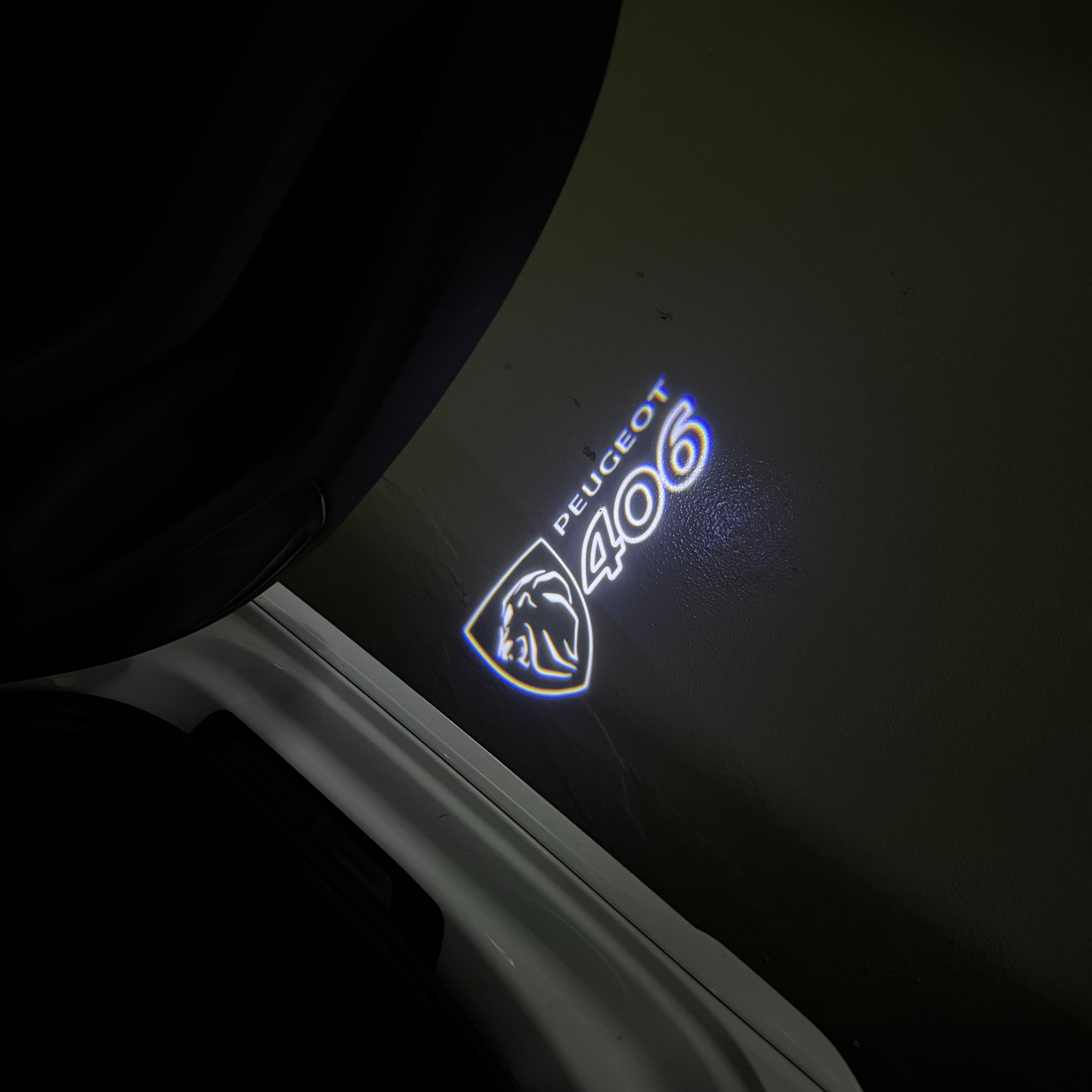 BMW M3 LOGO PROJECTOT LIGHTS Nr.24 (Menge 1 = 1 Sets/2 Türleuchten)