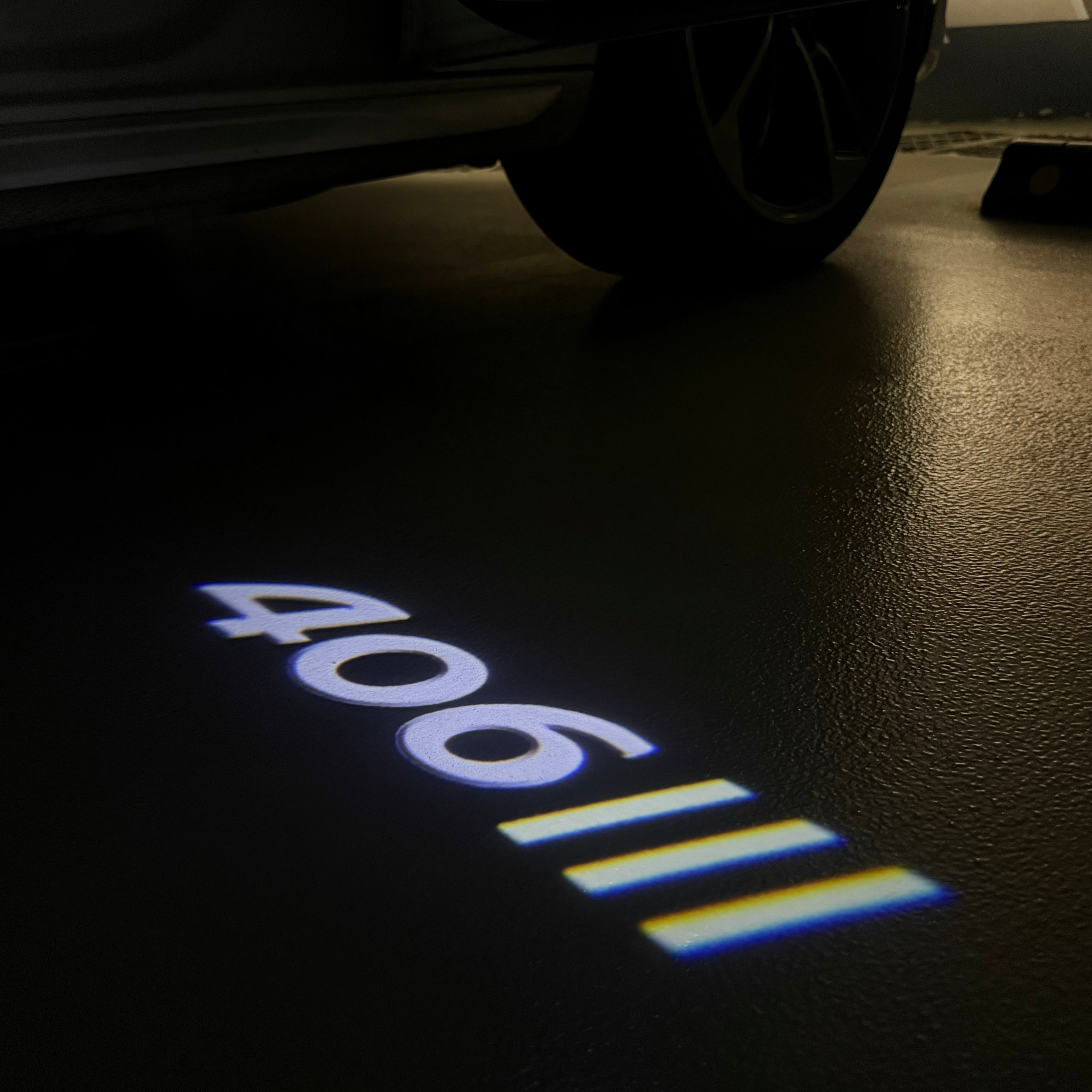 BMW M3 LOGO PROJECTOT LIGHTS Nr.24 (Menge 1 = 1 Sets/2 Türleuchten)
