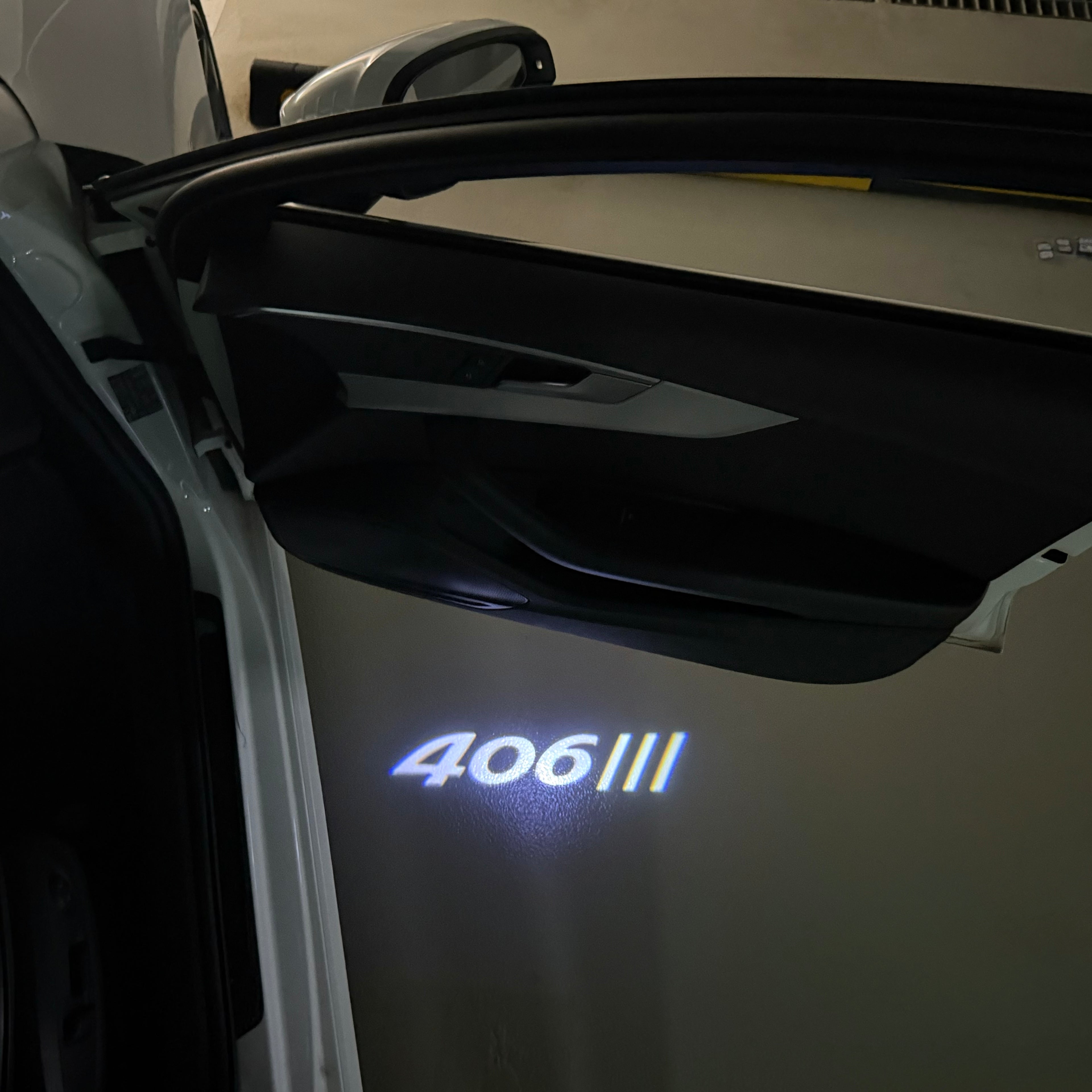BMW M3 LOGO PROJECTOT LIGHTS Nr.24 (Menge 1 = 1 Sets/2 Türleuchten)