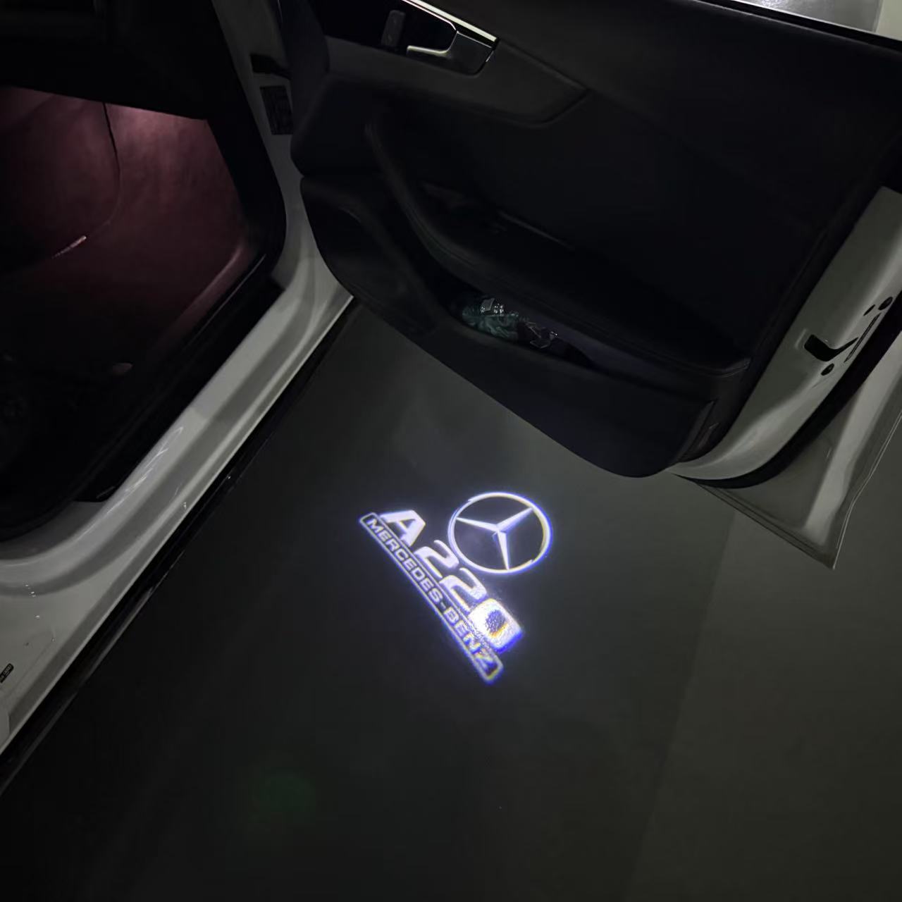 MERCEDES BENZ LOGO PROJECTOT LIGHTS Nr.03 (Menge 1 = 1 Sätze/2 Türleuchten)