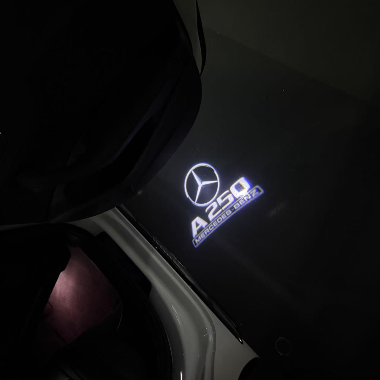 MERCEDES BENZ LOGO PROJECTOT LIGHTS Nr.03 (Menge 1 = 1 Sätze/2 Türleuchten)