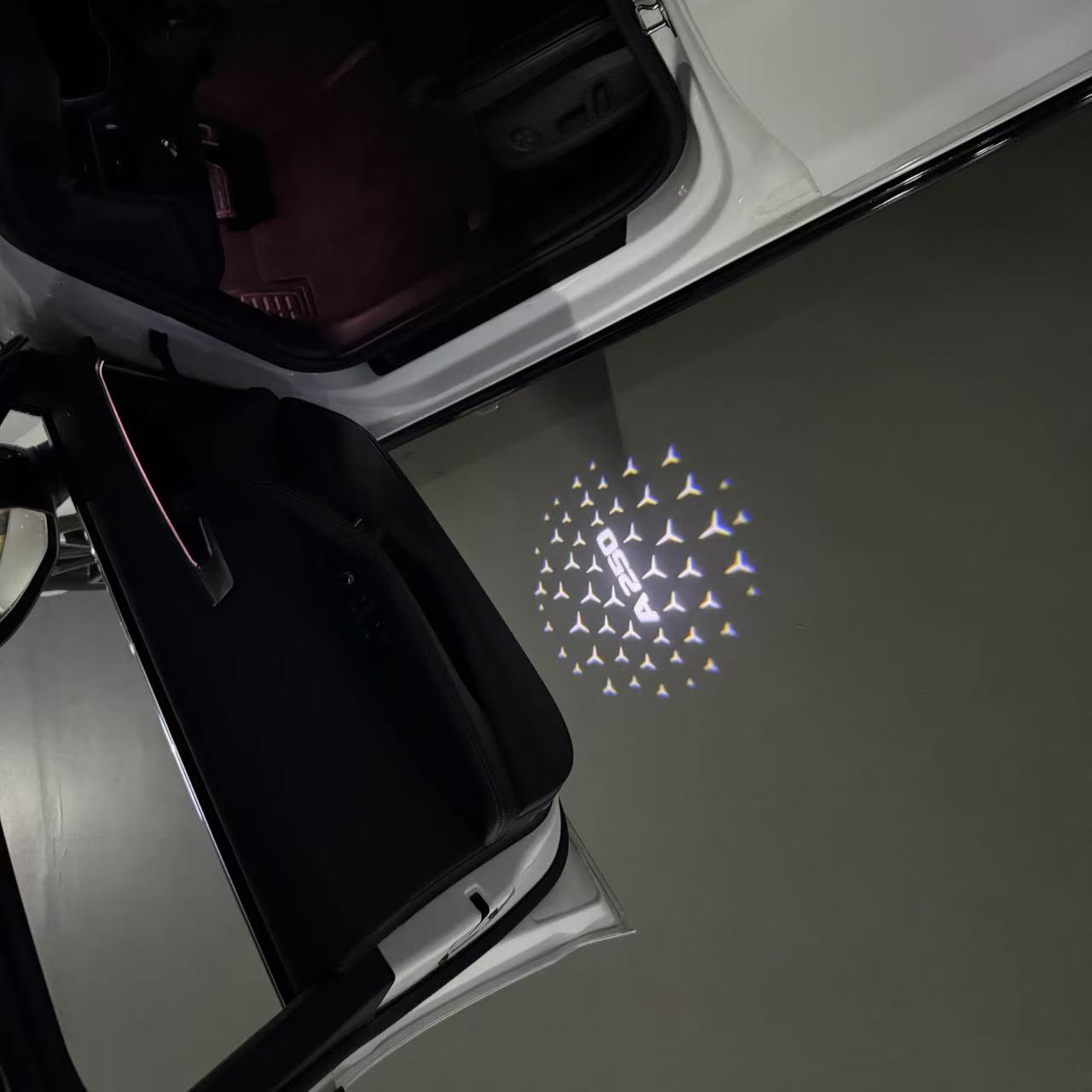 MERCEDES BENZ LOGO PROJECTOT LIGHTS Nr.03 (Menge 1 = 1 Sätze/2 Türleuchten)