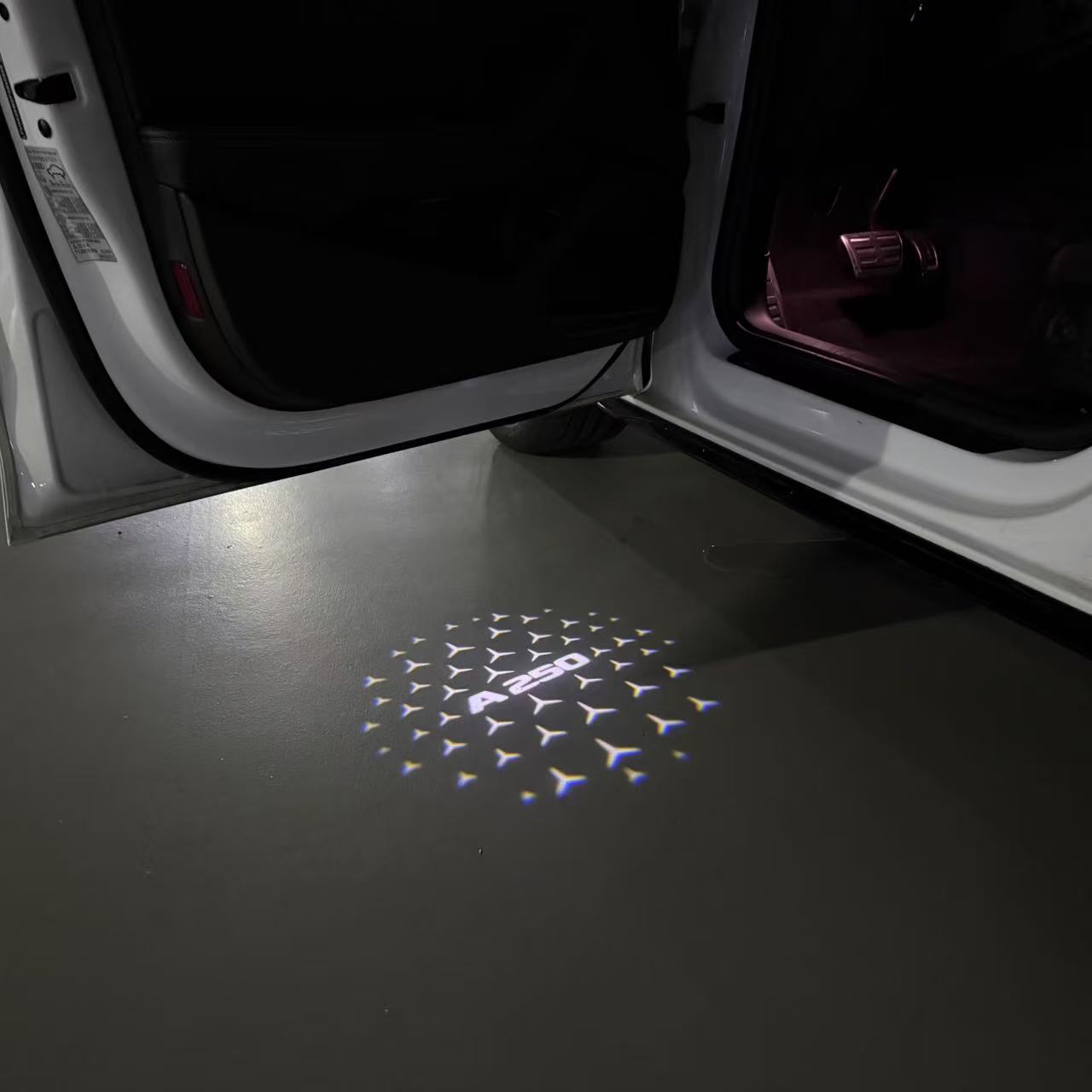 MERCEDES BENZ LOGO PROJECTOT LIGHTS Nr.03 (Menge 1 = 1 Sätze/2 Türleuchten)