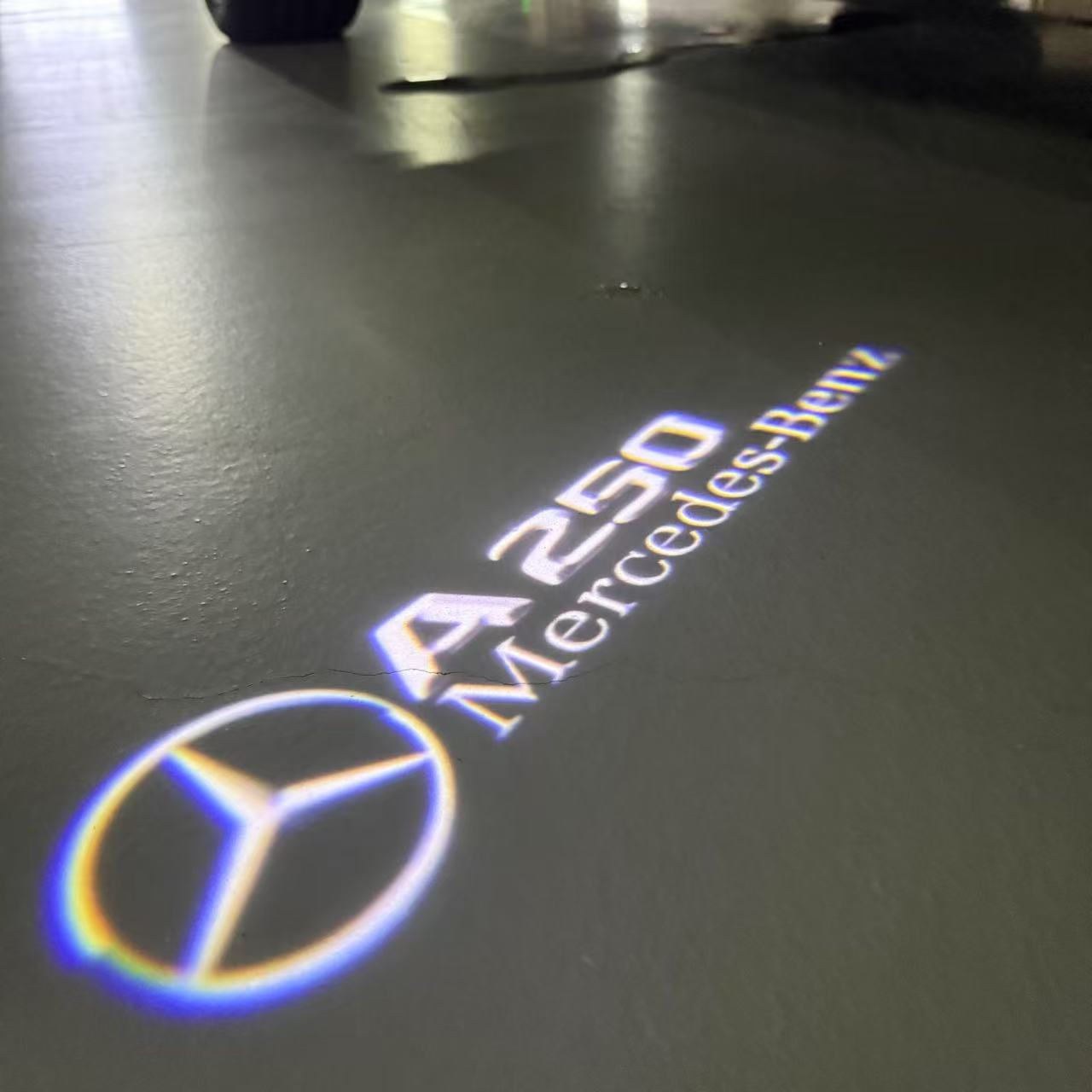 MERCEDES BENZ LOGO PROJECTOT LIGHTS Nr.03 (Menge 1 = 1 Sätze/2 Türleuchten)
