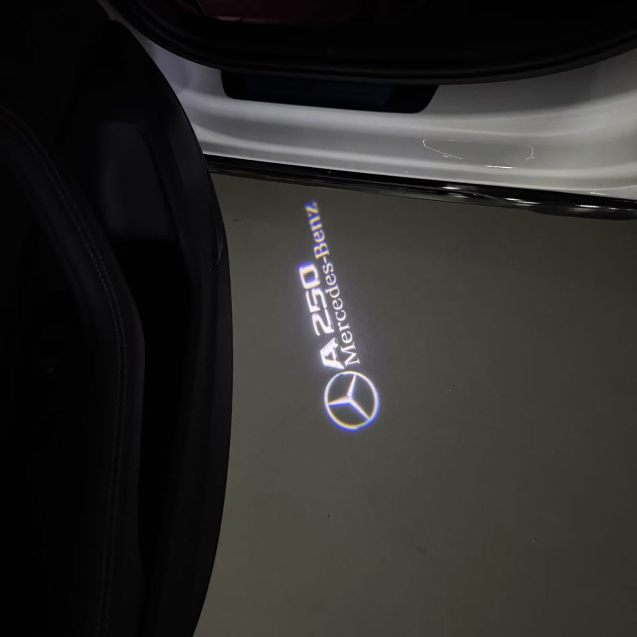 MERCEDES BENZ LOGO PROJECTOT LIGHTS Nr.03 (Menge 1 = 1 Sätze/2 Türleuchten)