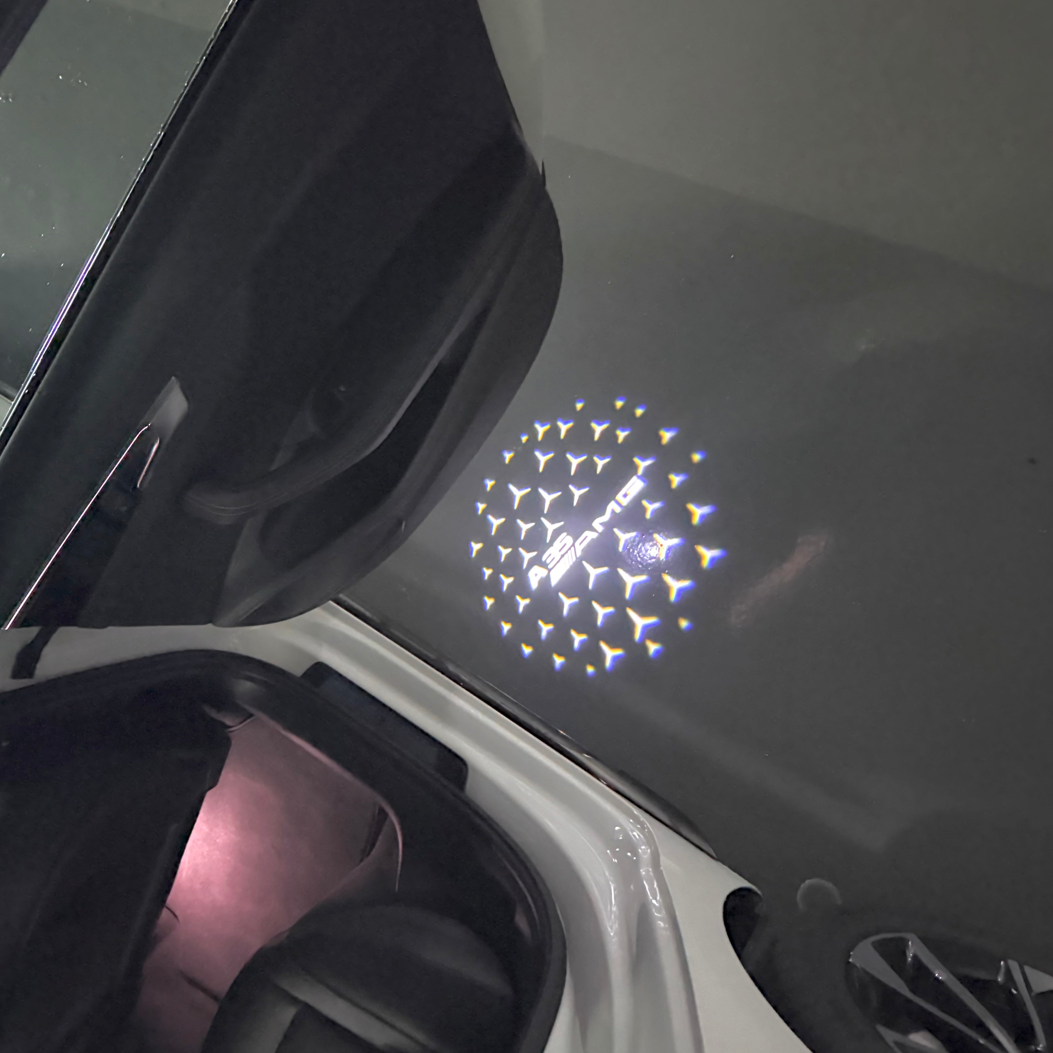 LUCI PROIETTORI LOGO MERCEDES BENZ Nr.03 (quantità 1 = 1 set / 2 luci porta)